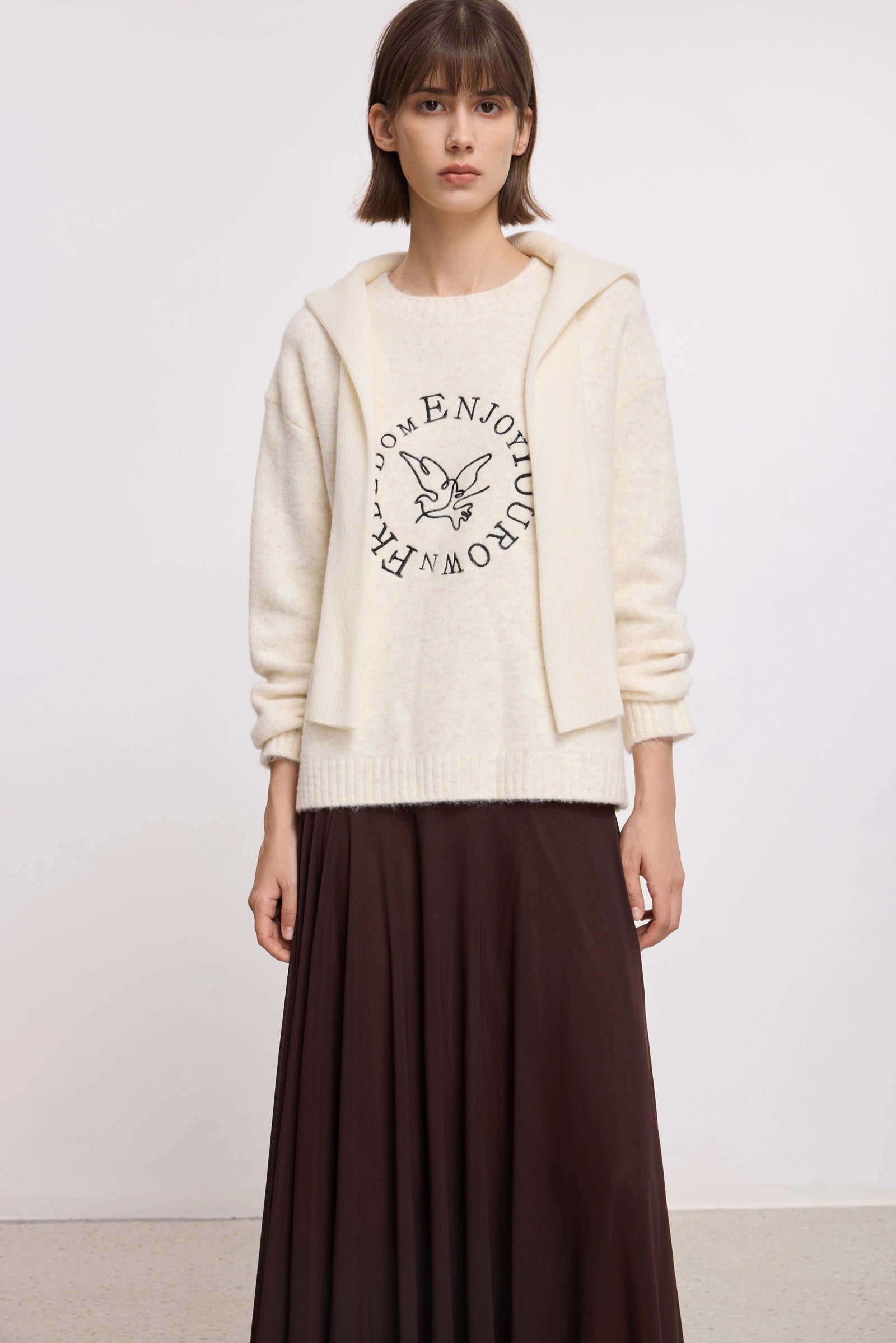 #color_Off White