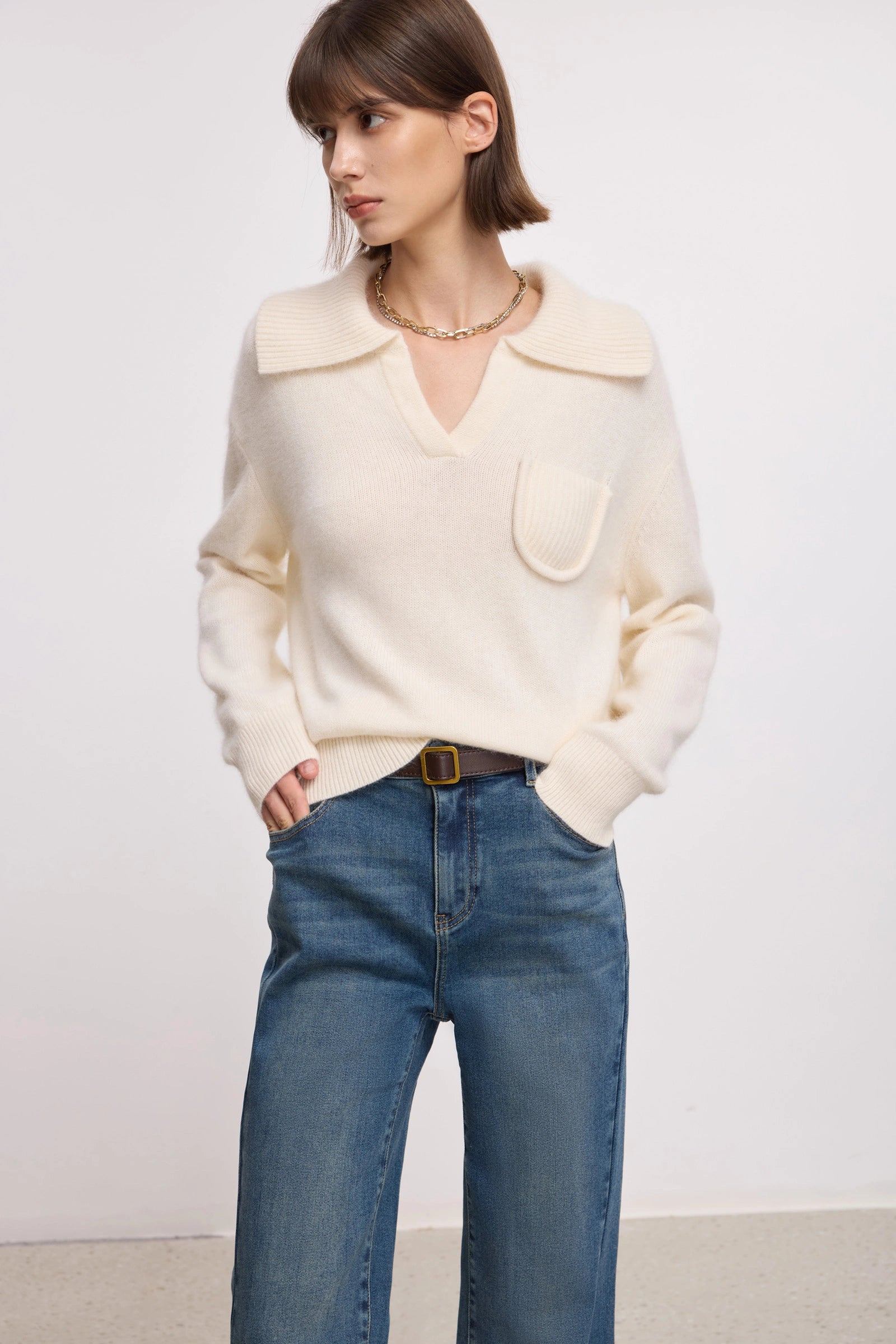 #color_Off White