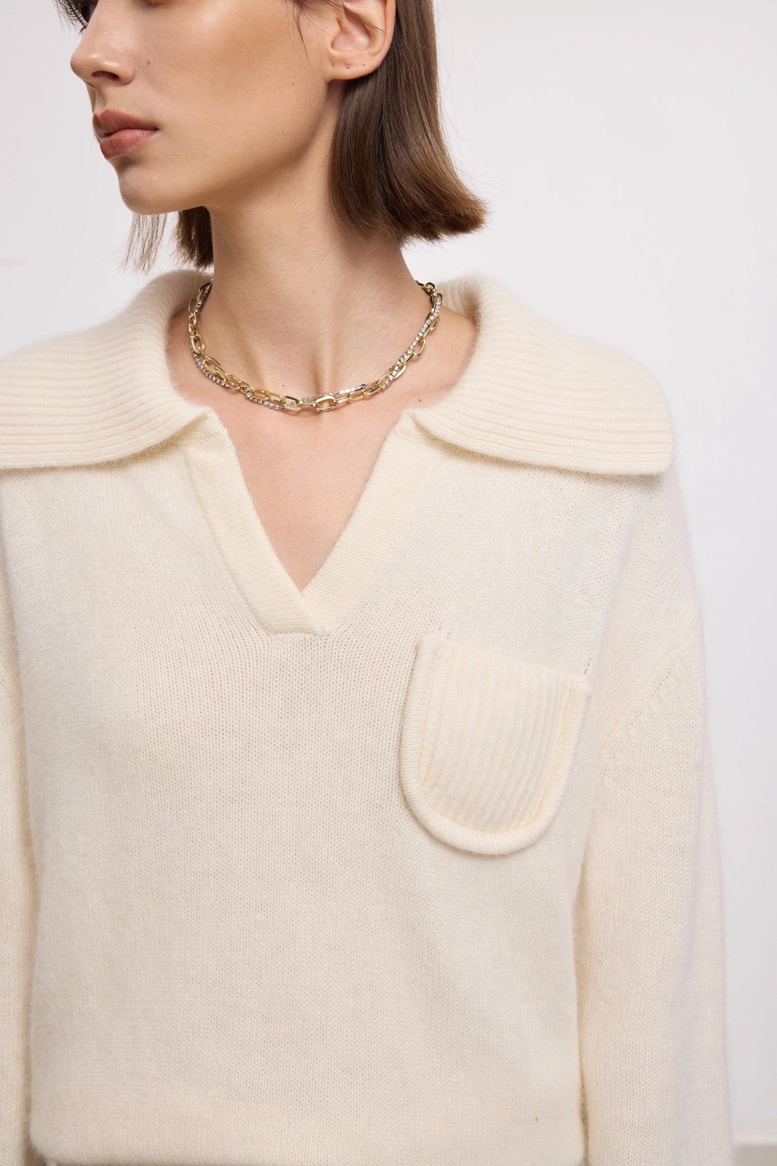 #color_Off White