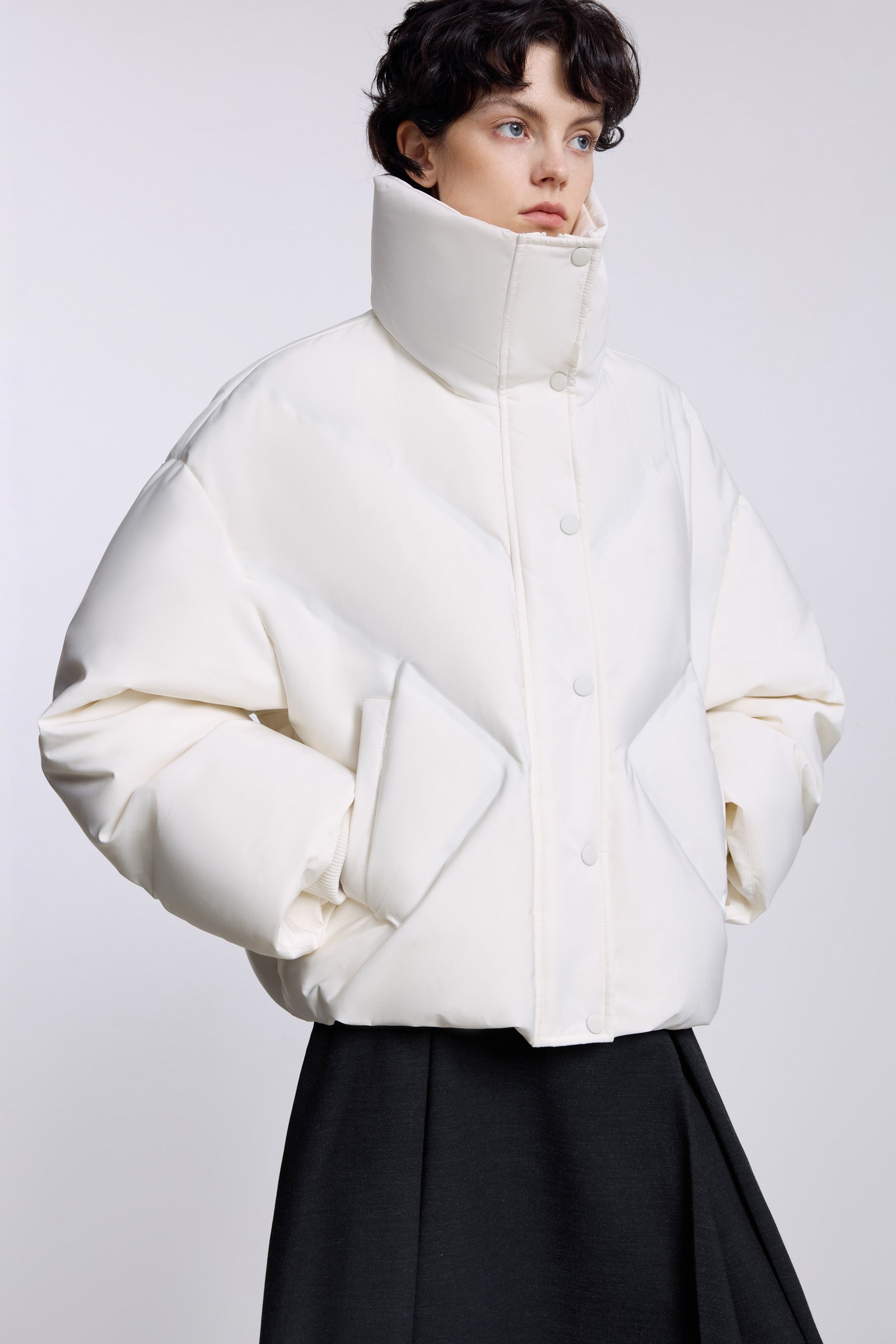 #color_Off White
