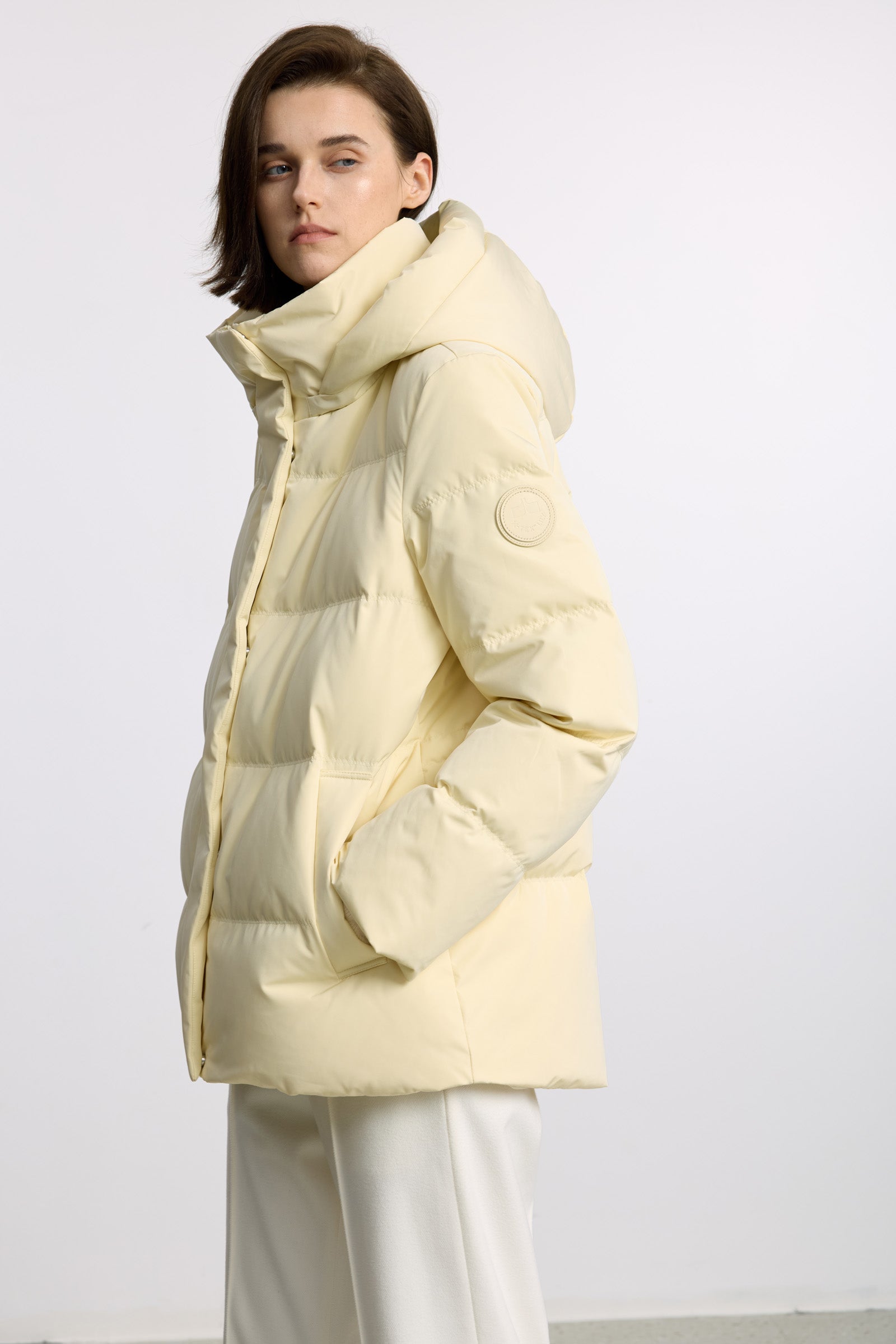 #color_Goose Yellow