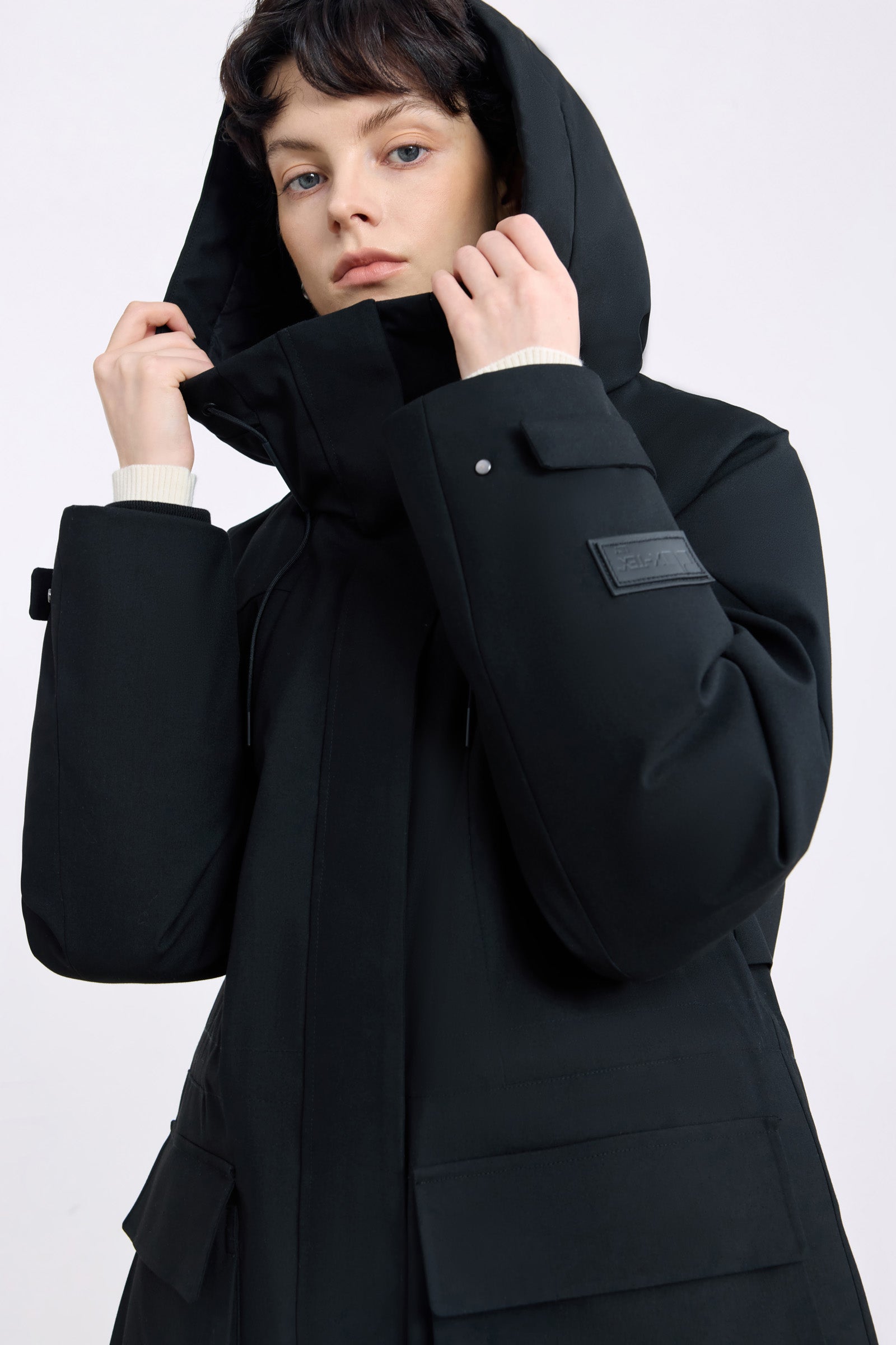 #color_Black