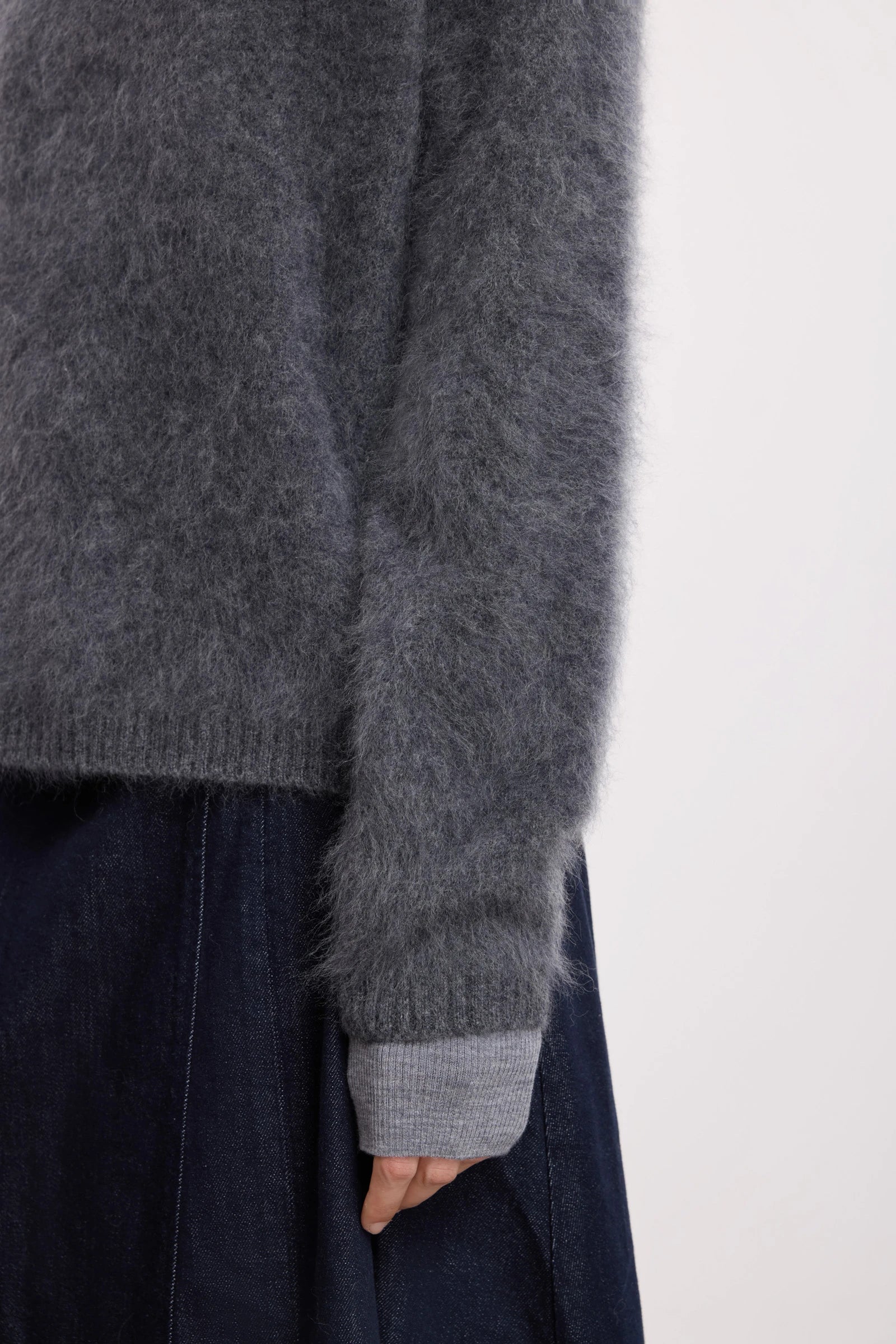 #color_Gray
