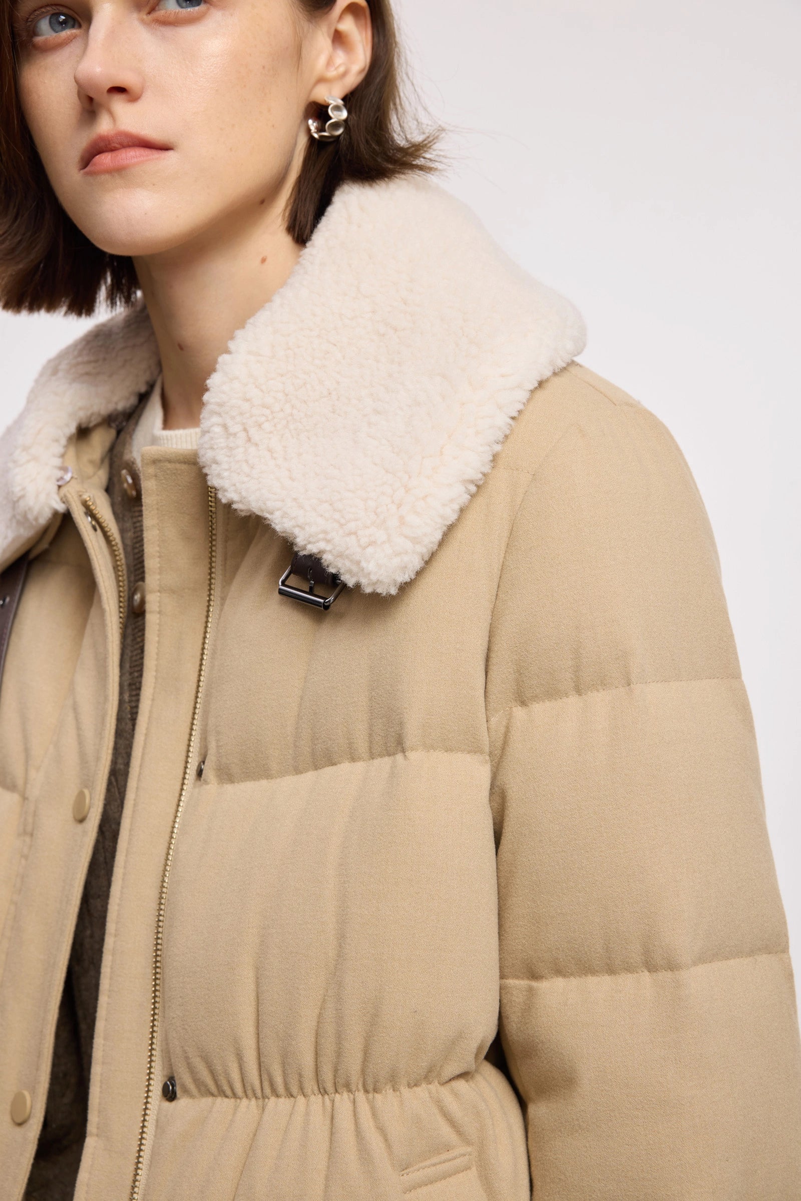 #color_Light Khaki
