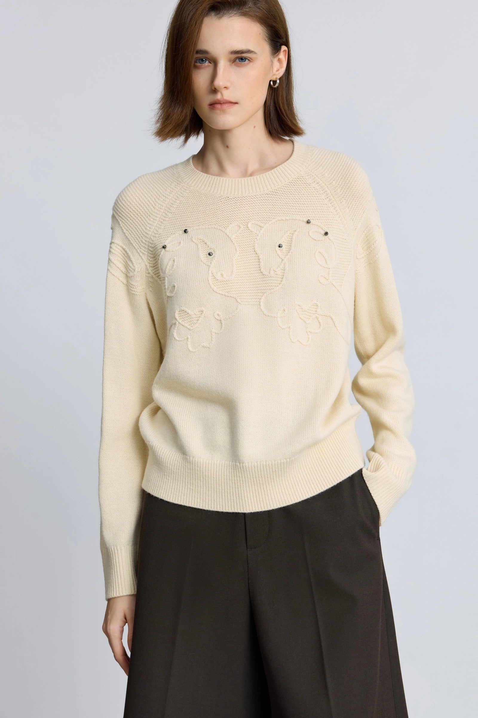 #color_Off White