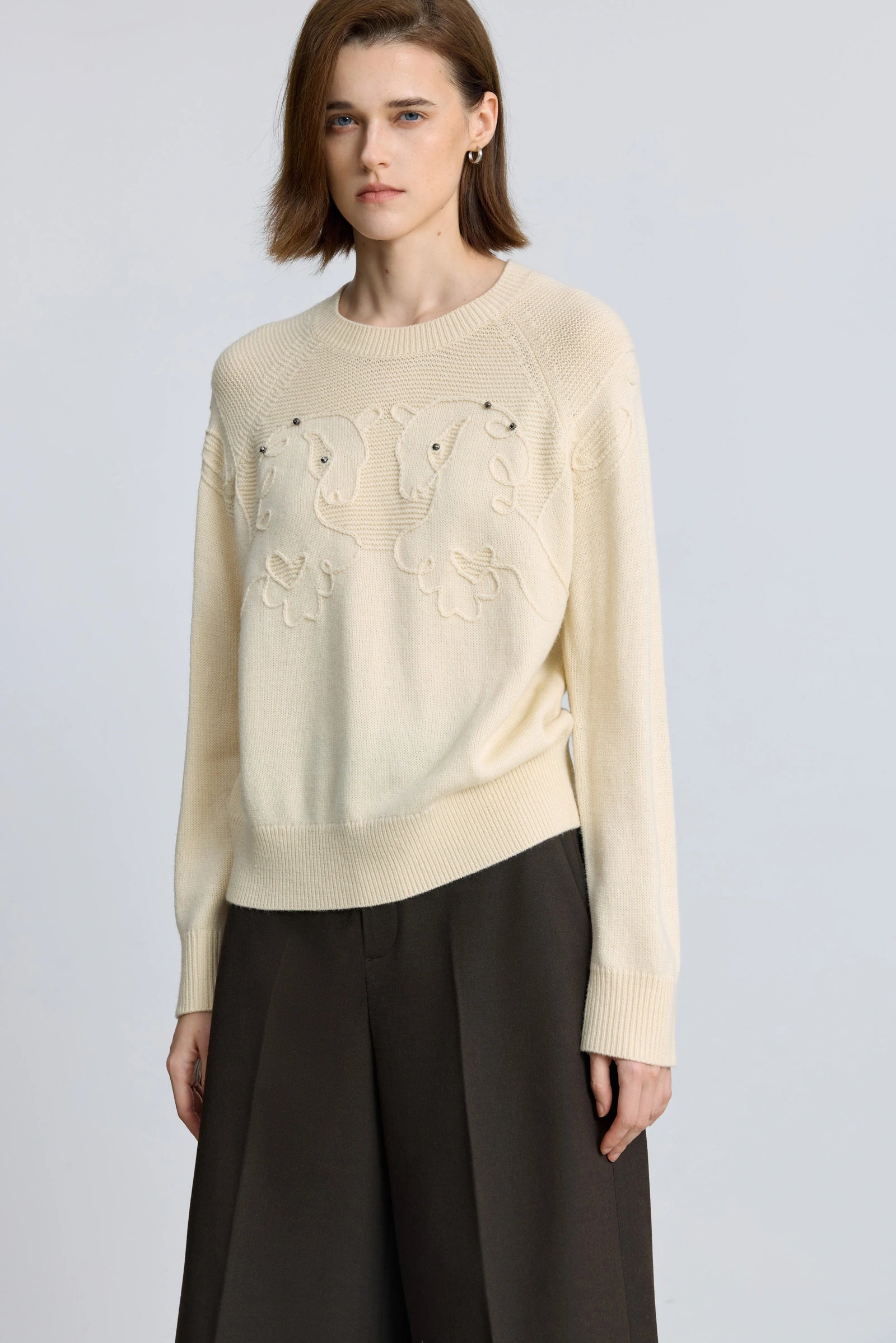 #color_Off White