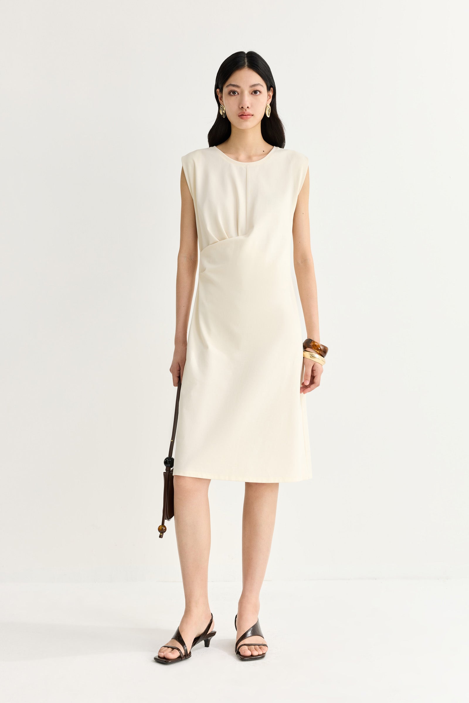 #color_Off White
