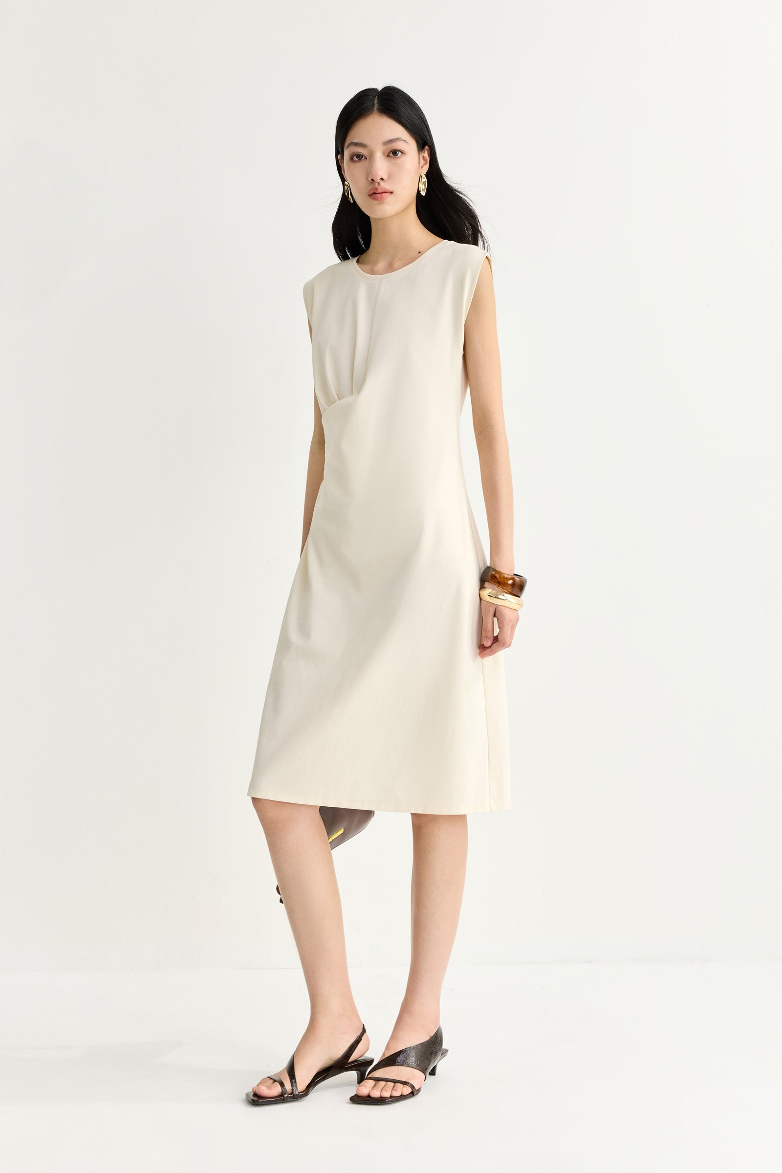 #color_Off White