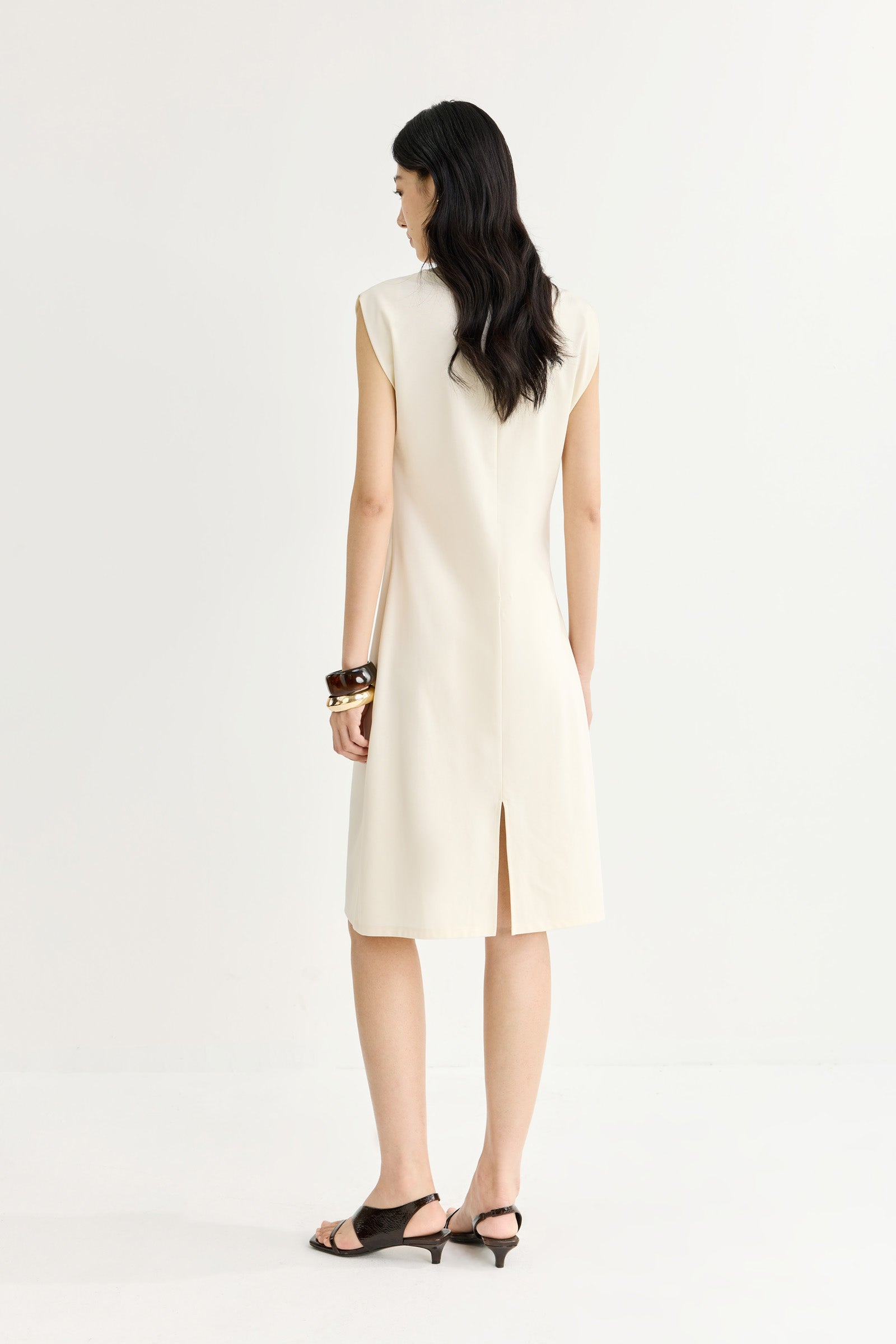 #color_Off White