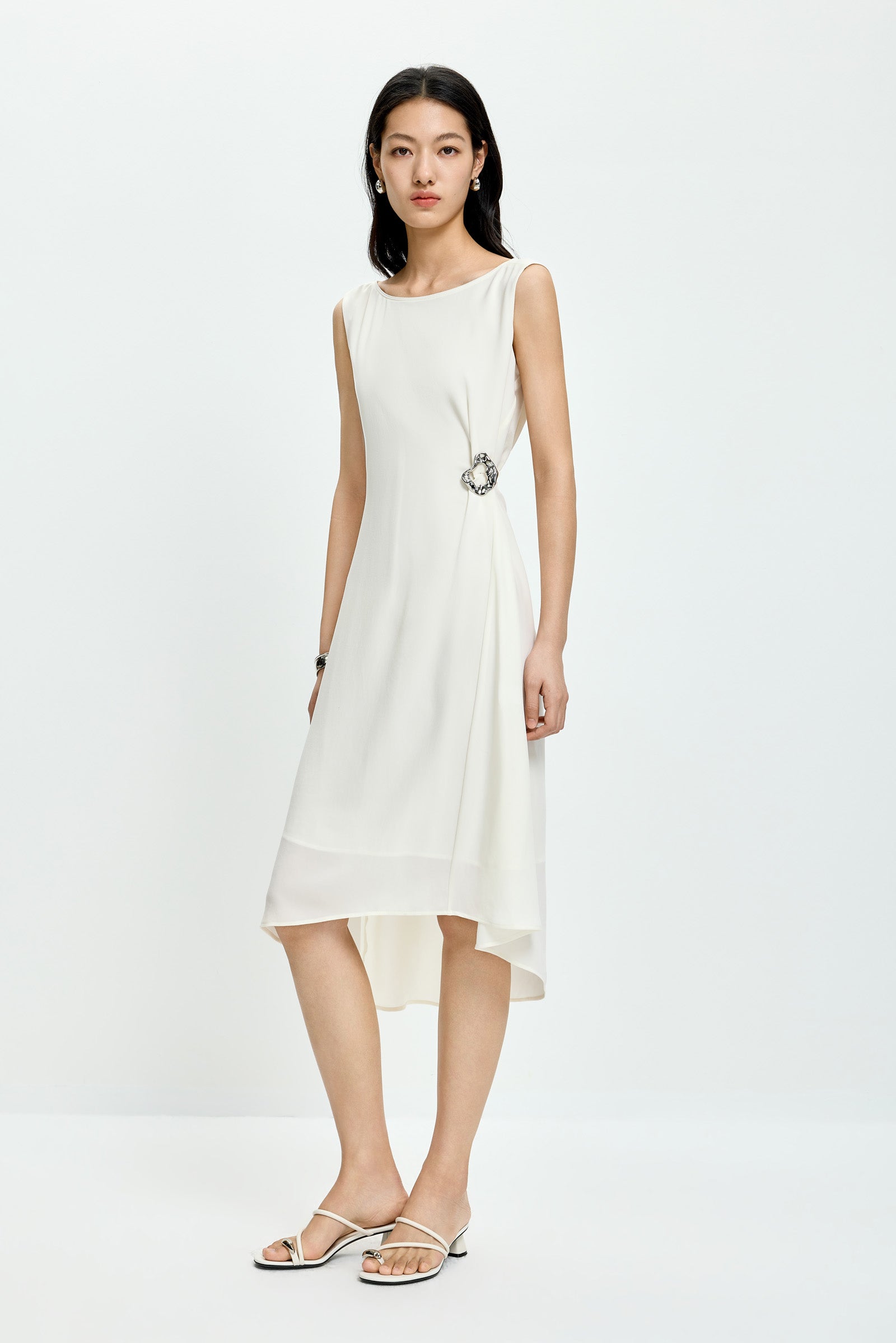 #color_Off White