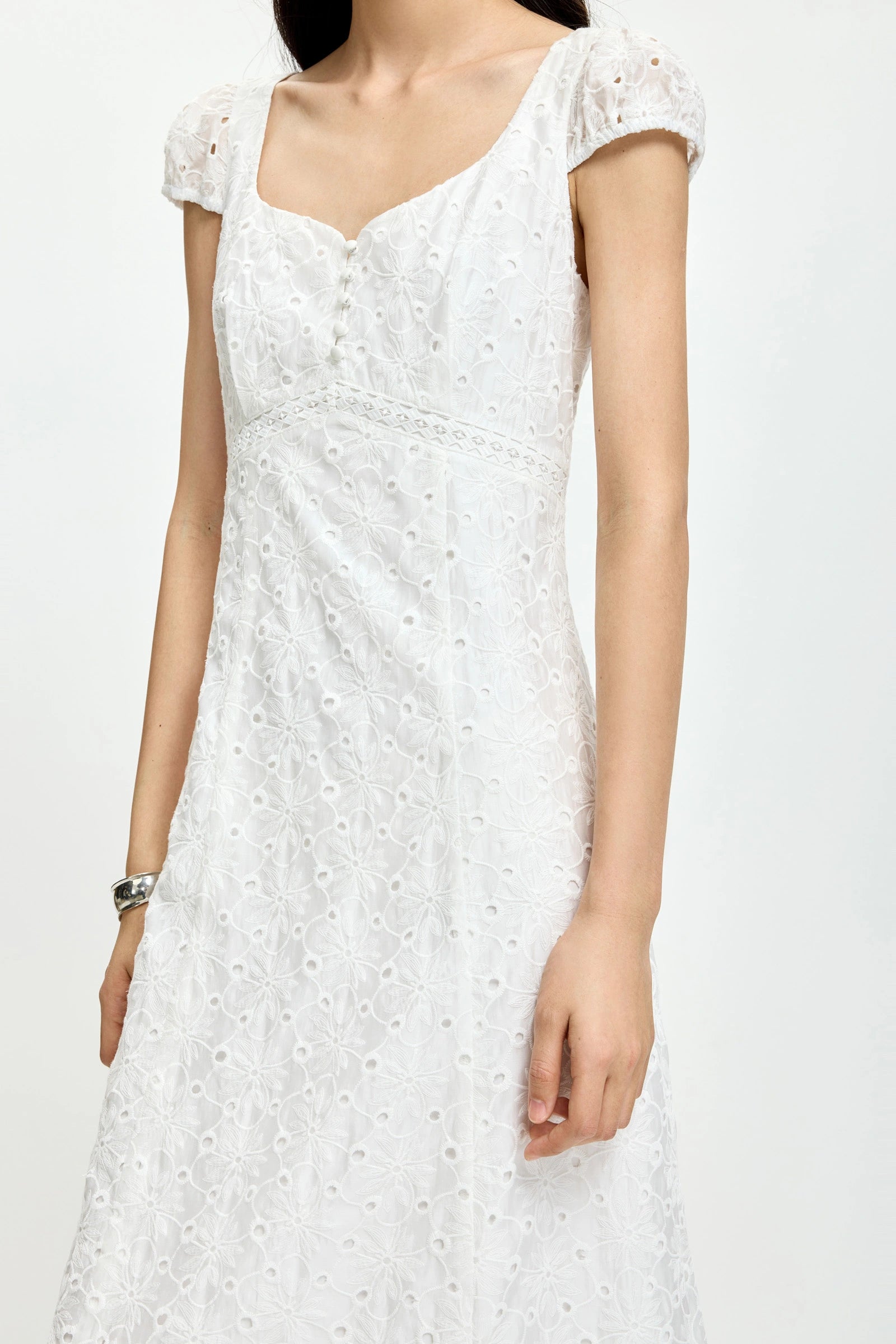 LILY Lyocell Lace-Embroidered Dress LILY Official Store LILY Lyocell Lace-Embroidered Dress LILY Official Store