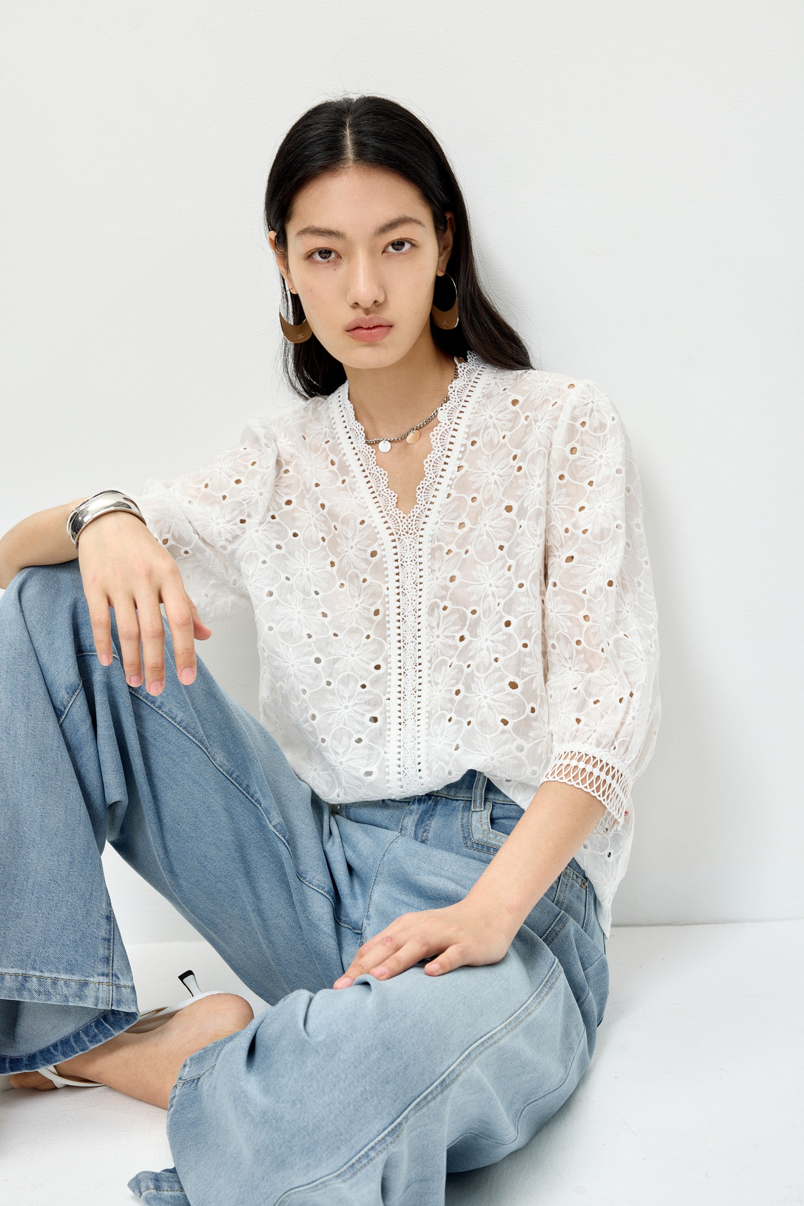 LILY Lyocell Lace V-Neck Blouse – LILY Official Store