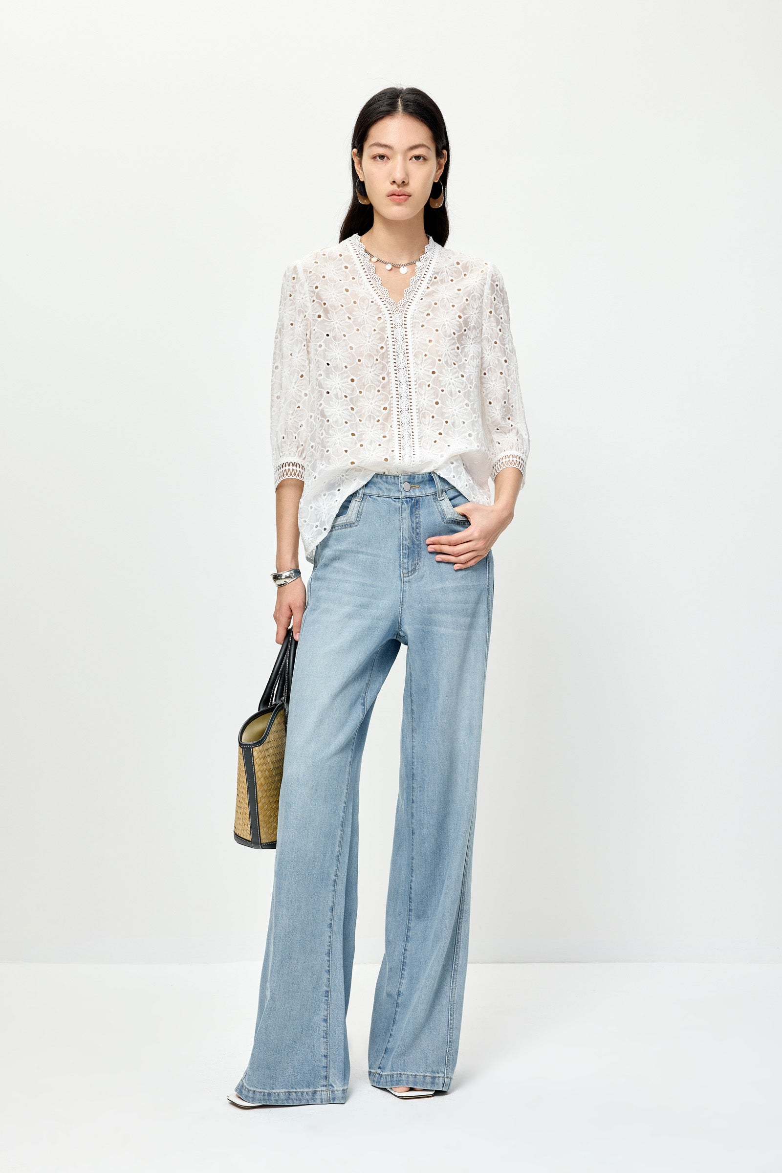 LILY Lyocell Lace V-Neck Blouse – LILY Official Store