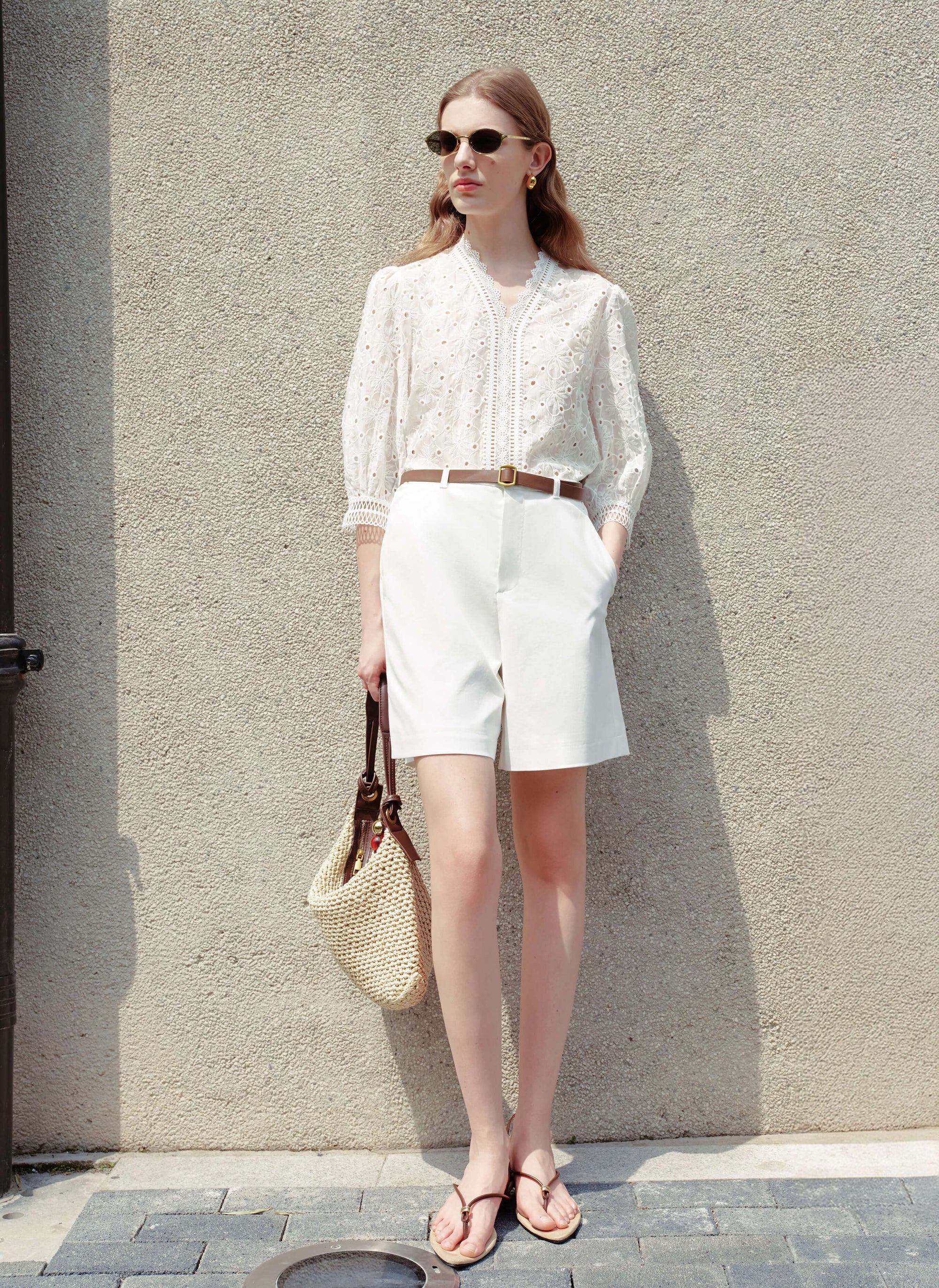 #color_White