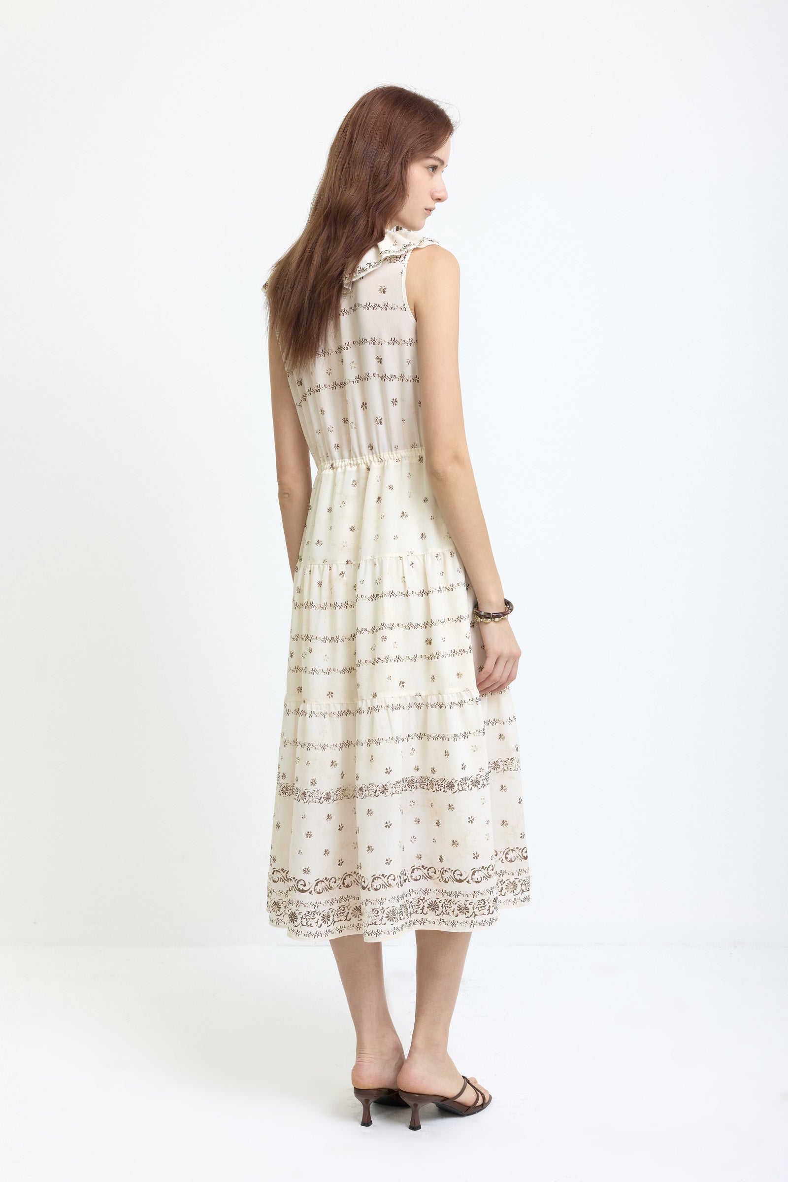 #color_Off White