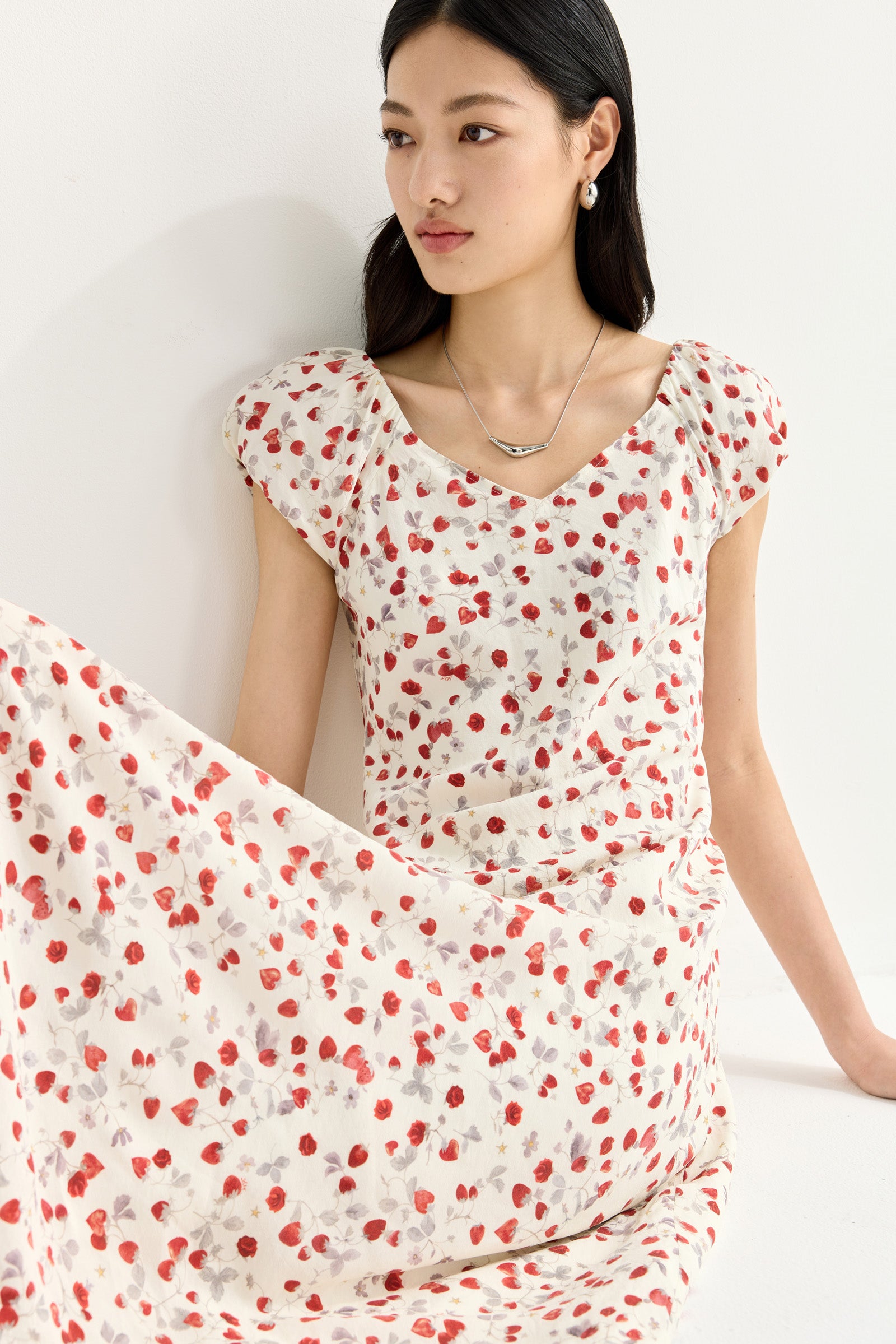 #color_Off White