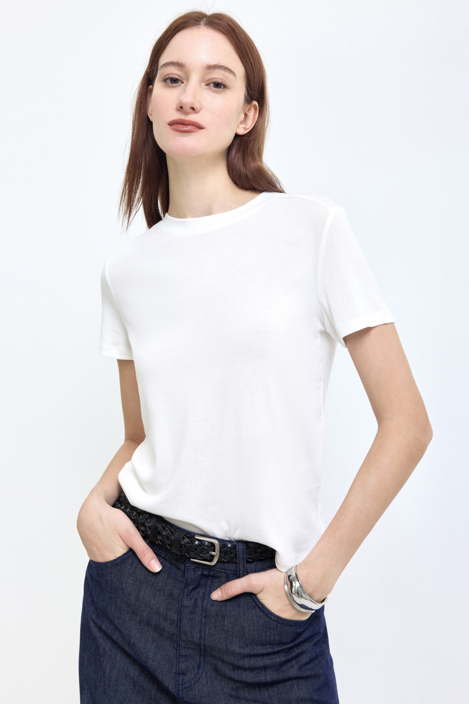 #color_White