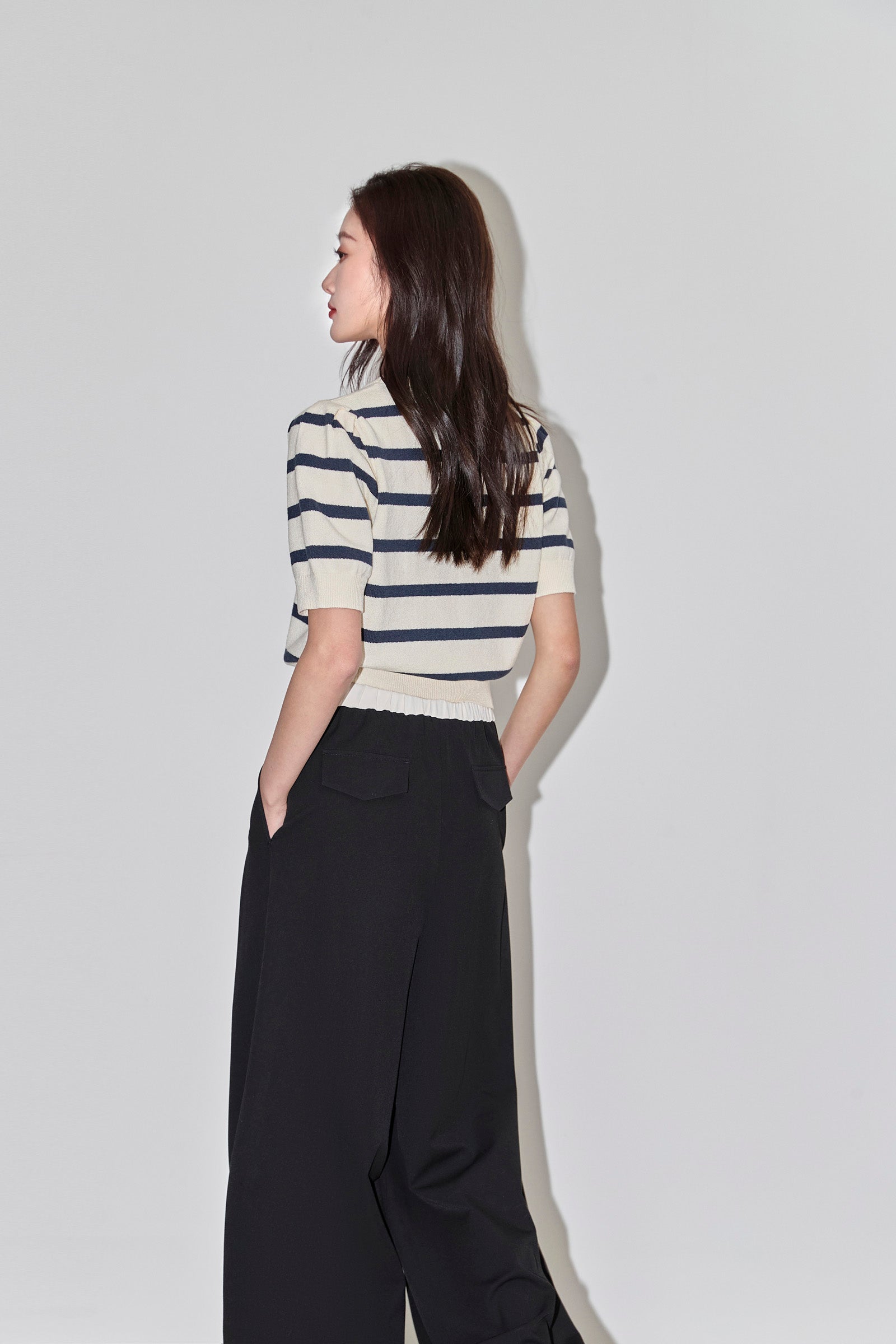 LILY Striped Puff-Sleeve Knit Top – LILY Official Store
