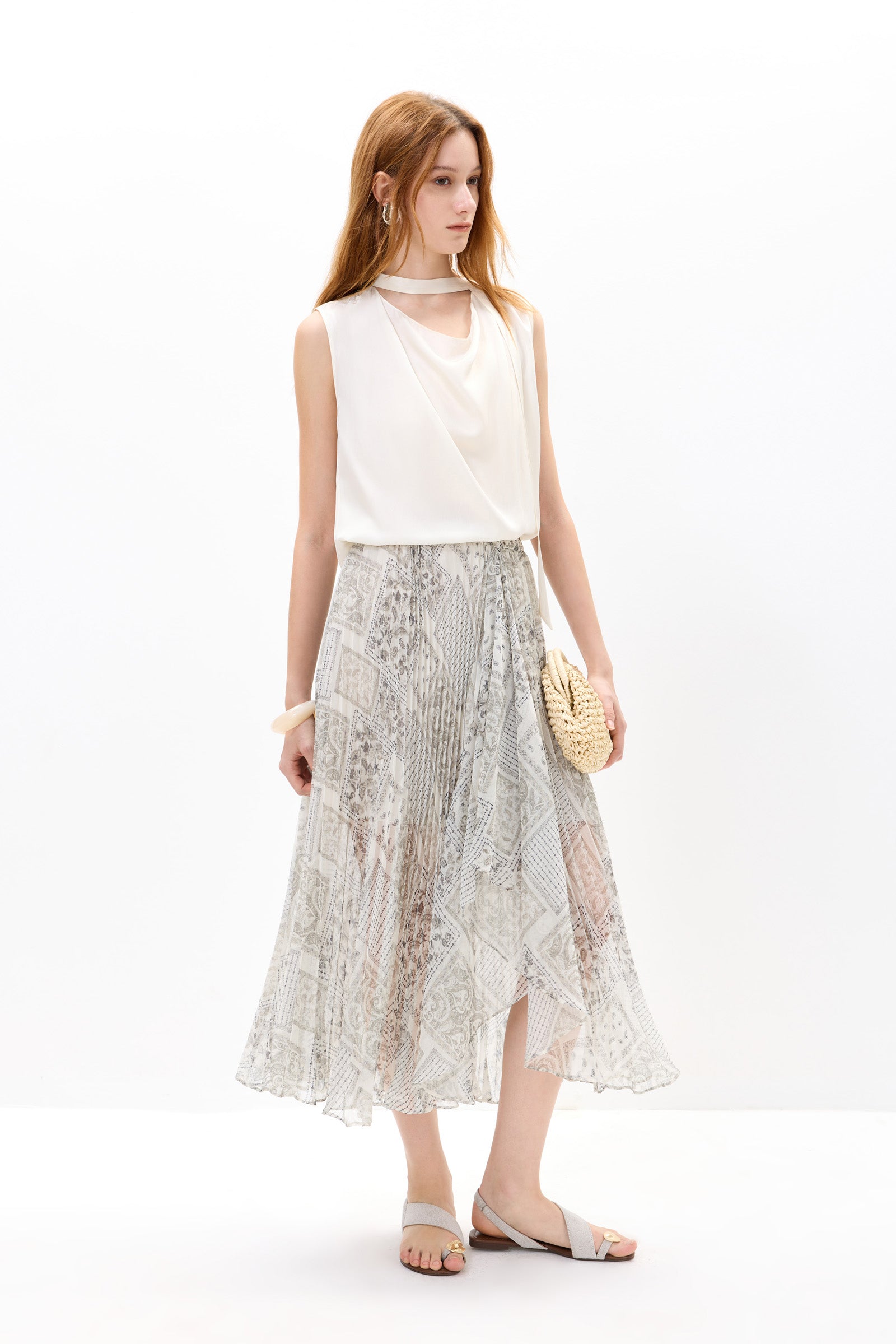 #color_Off White