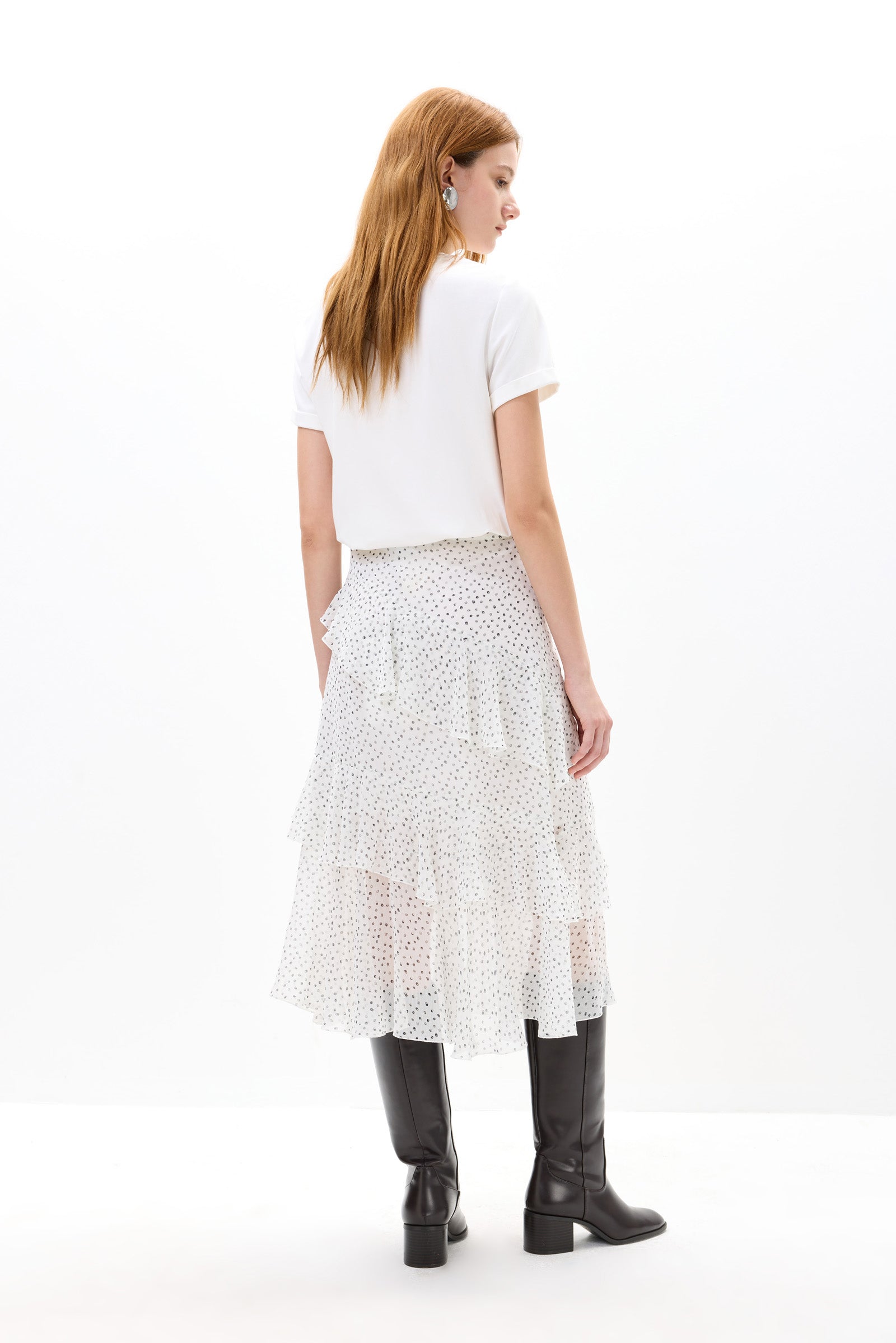 #color_Off White