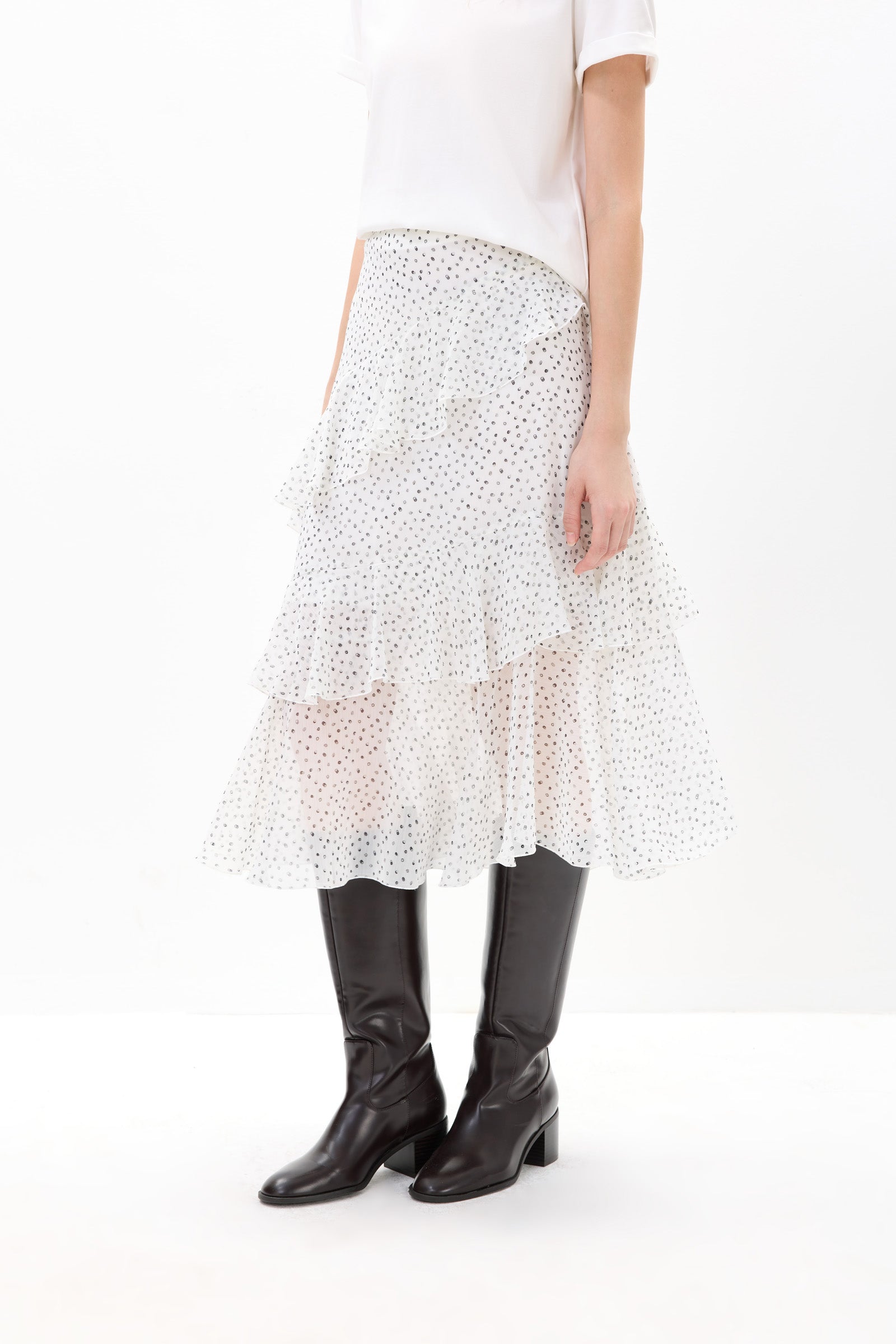 #color_Off White