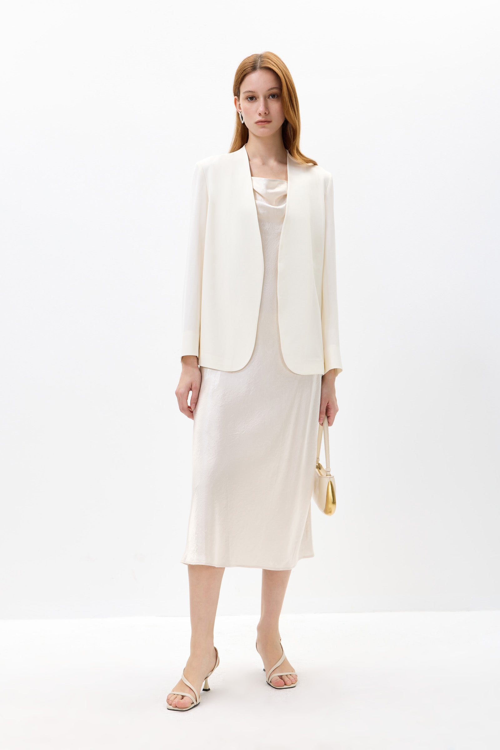#color_White