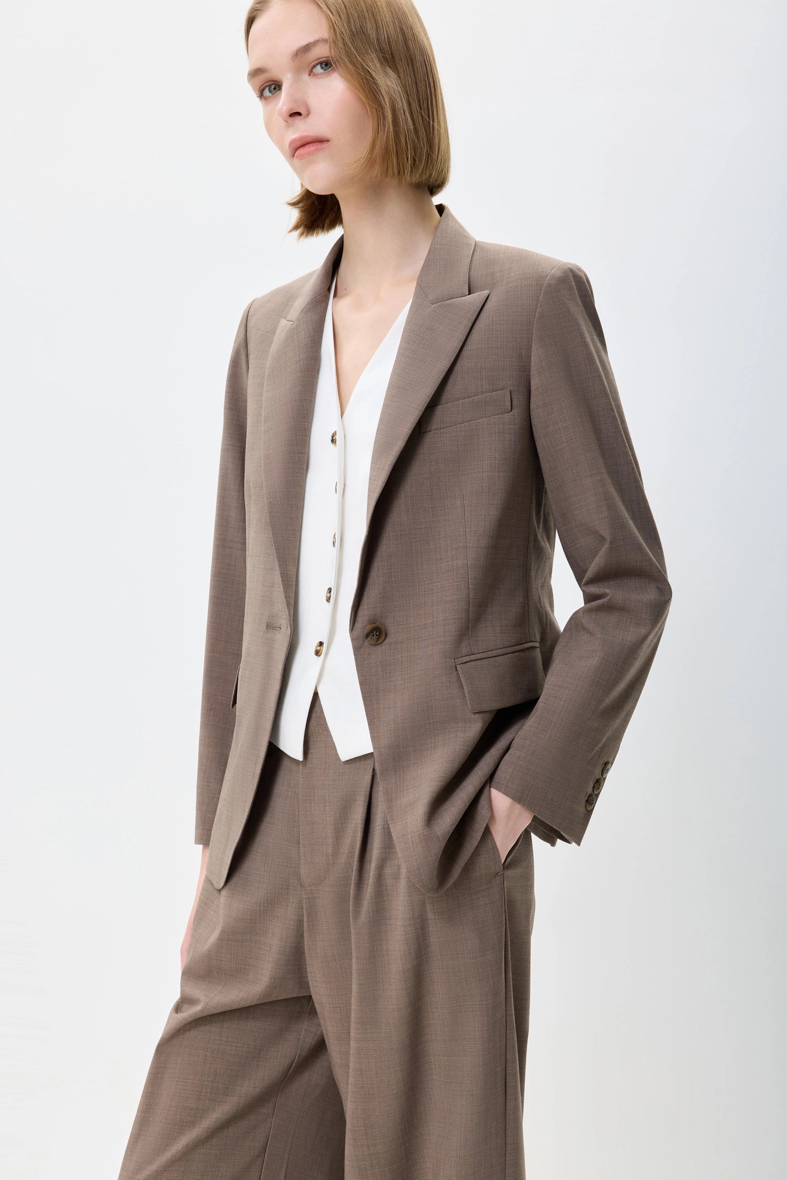#color_Light Beige