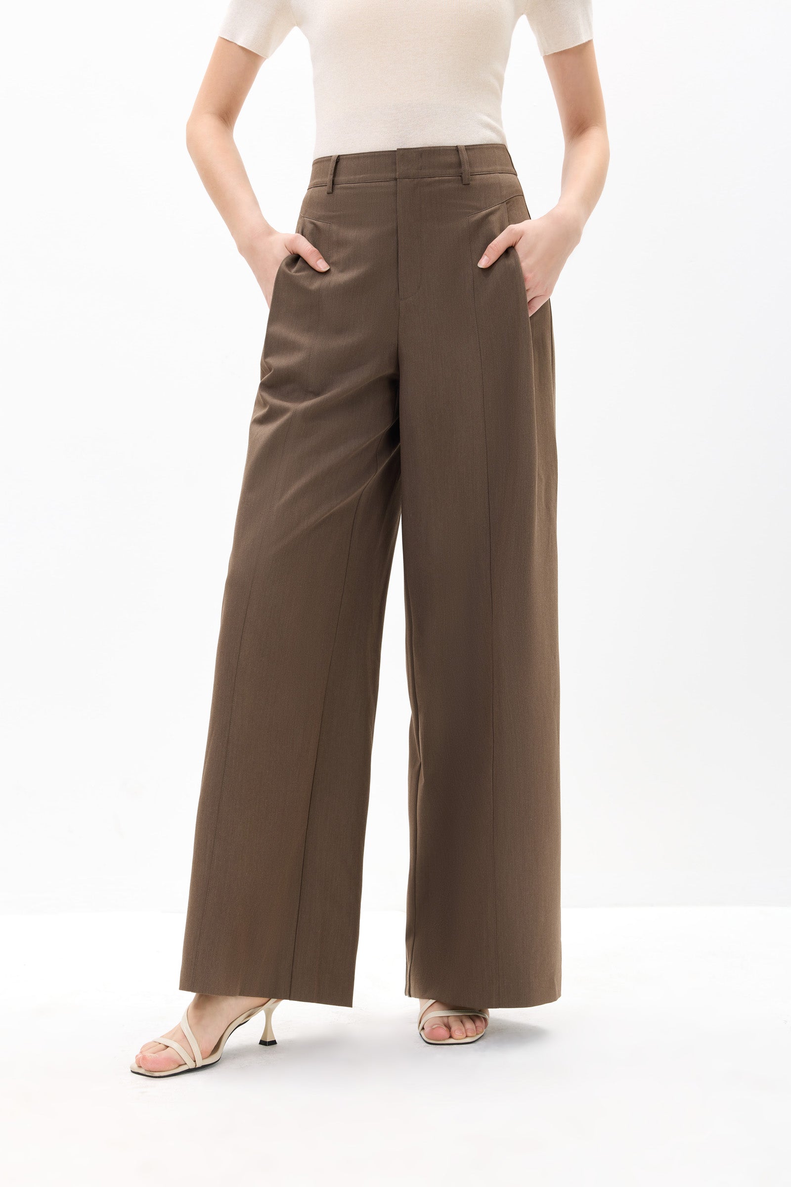#color_Golden Taupe