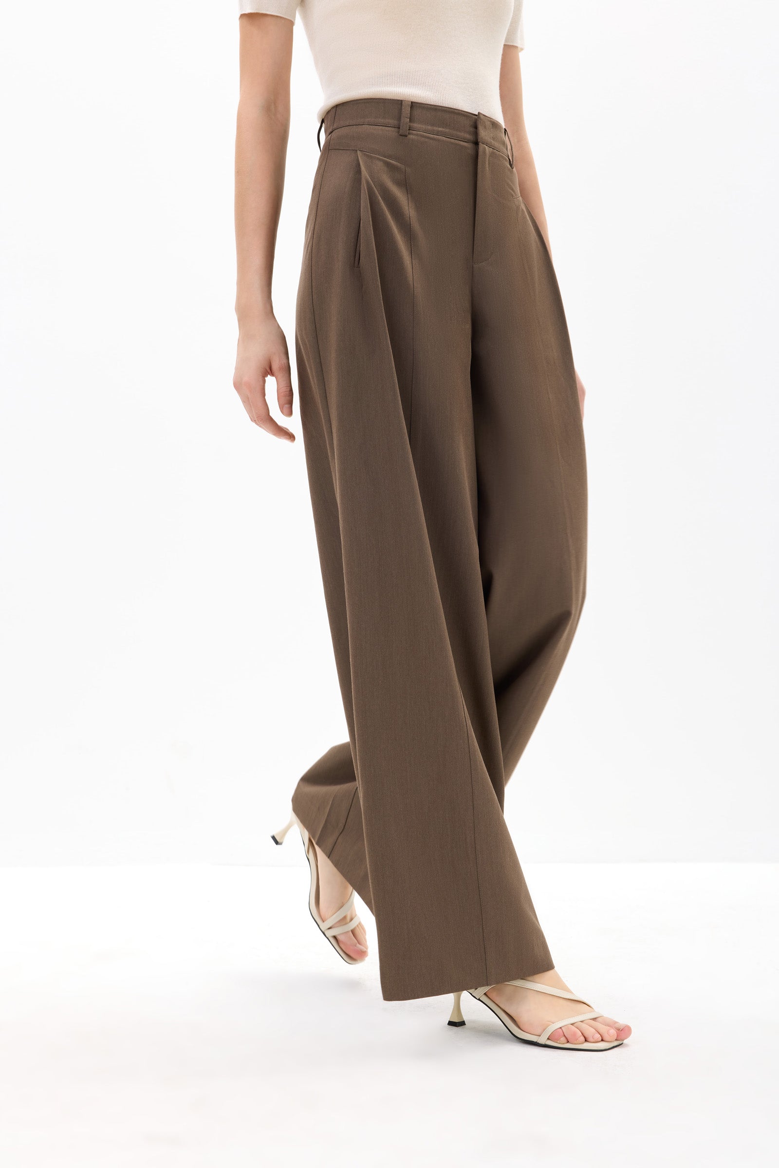 #color_Golden Taupe