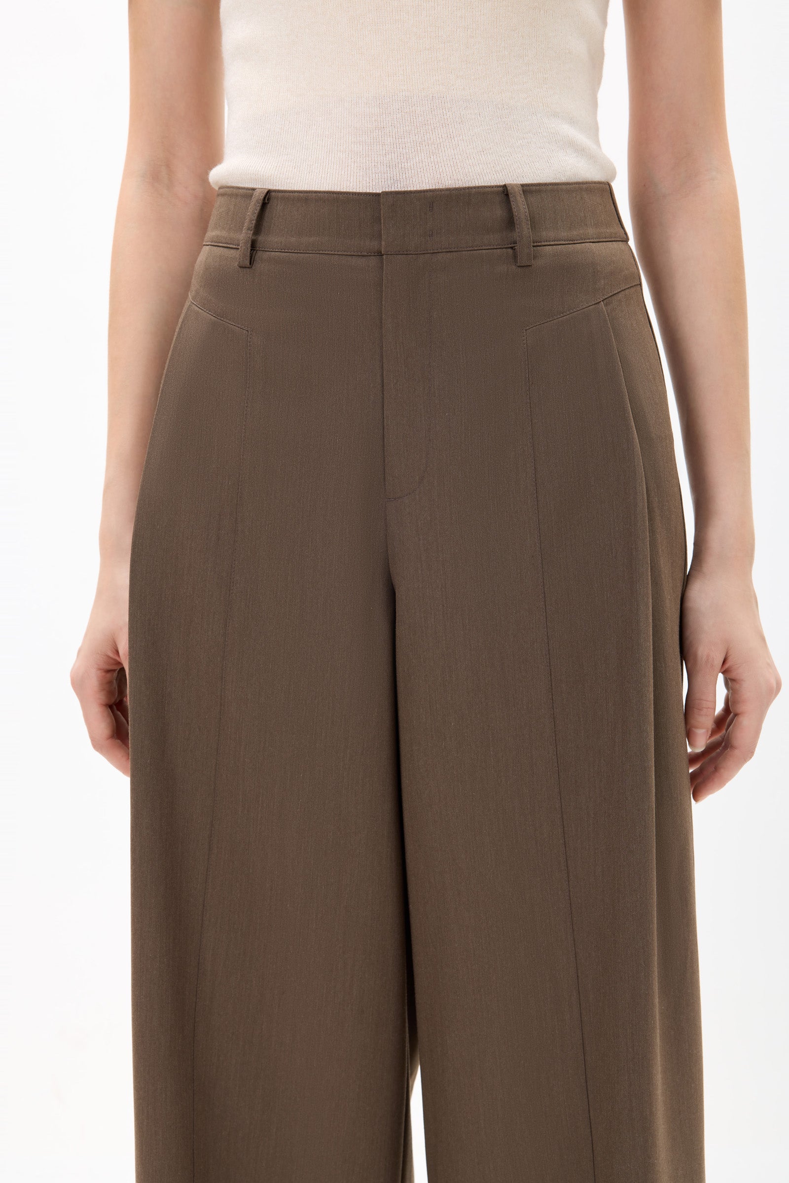 #color_Golden Taupe