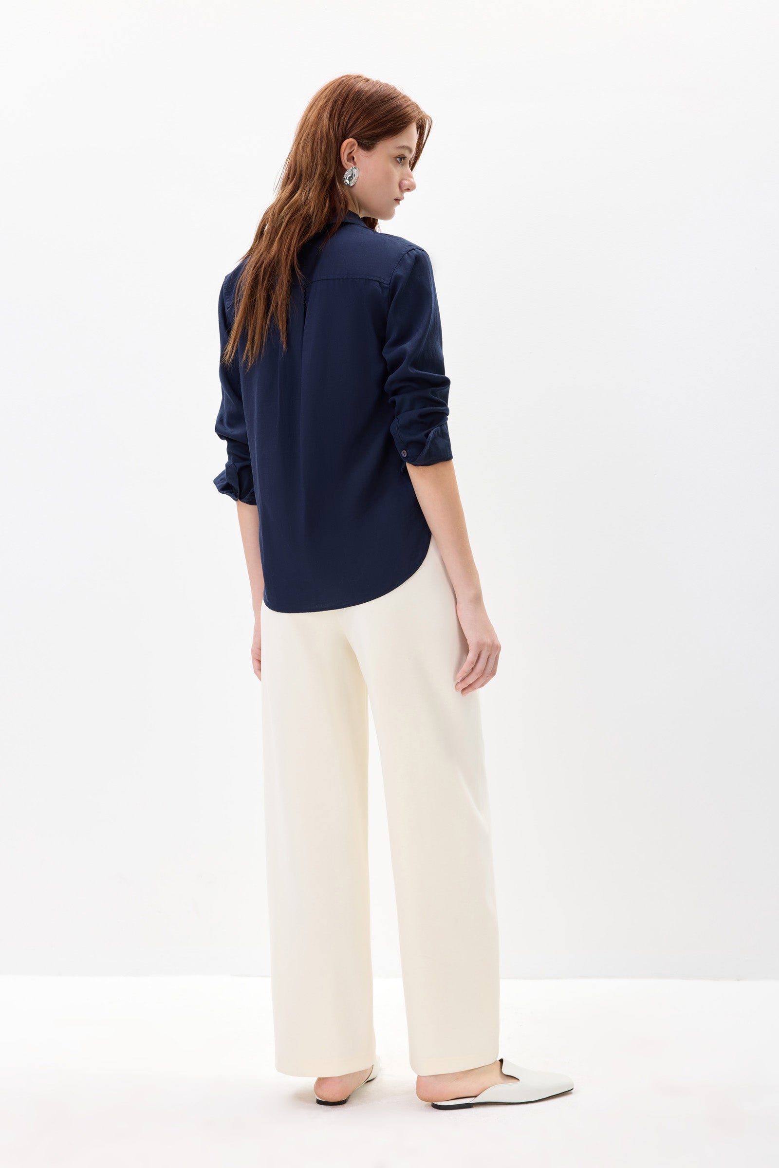 #color_Off White