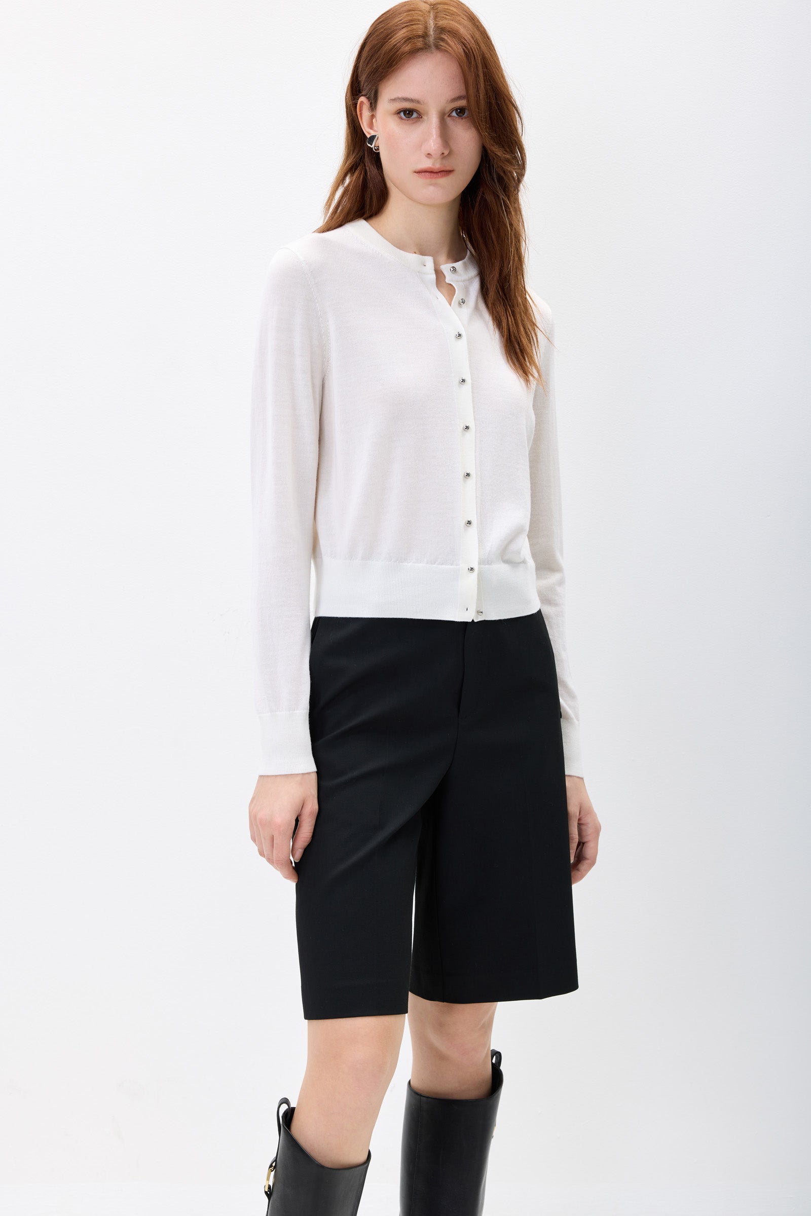 #color_Off White