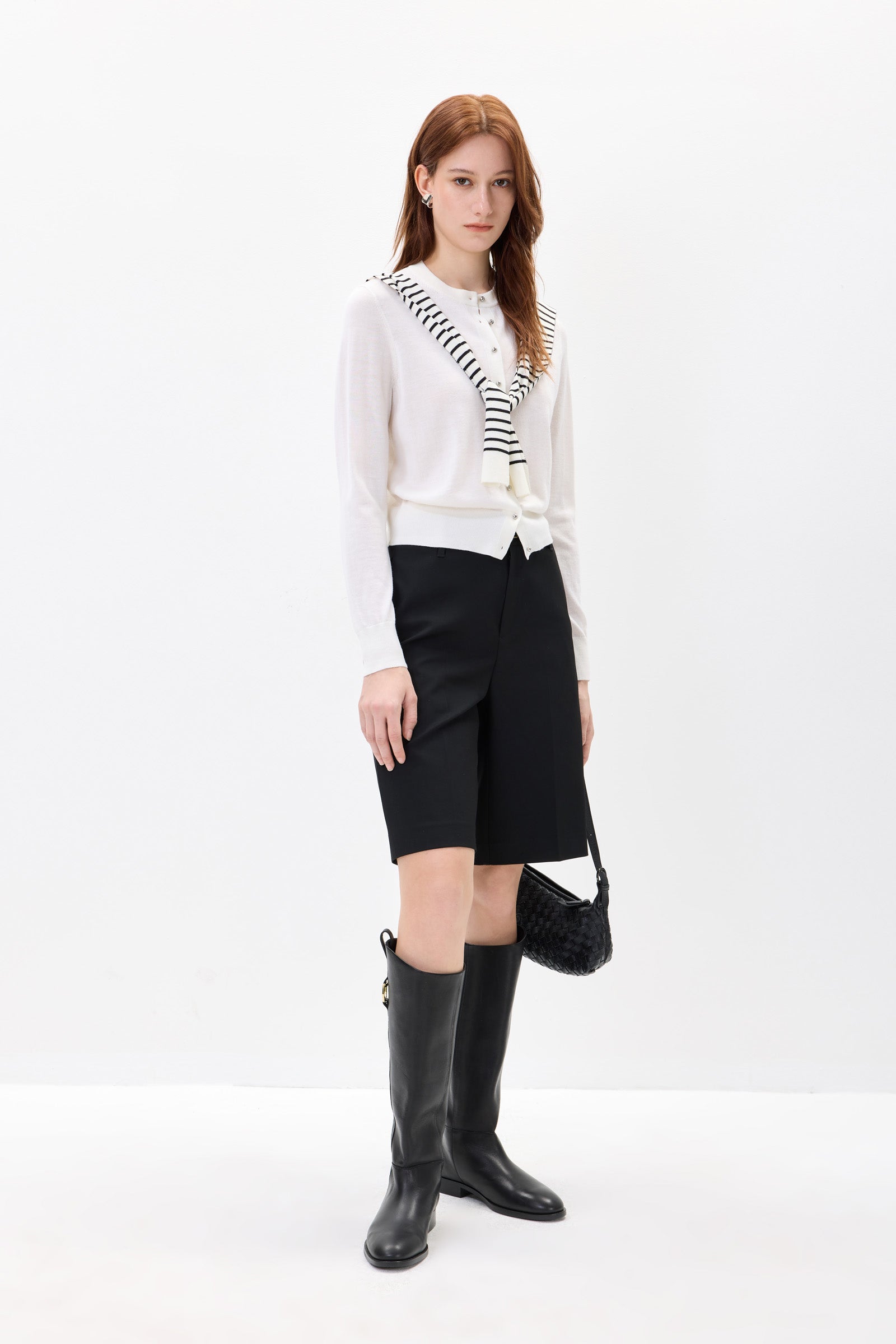 #color_Off White