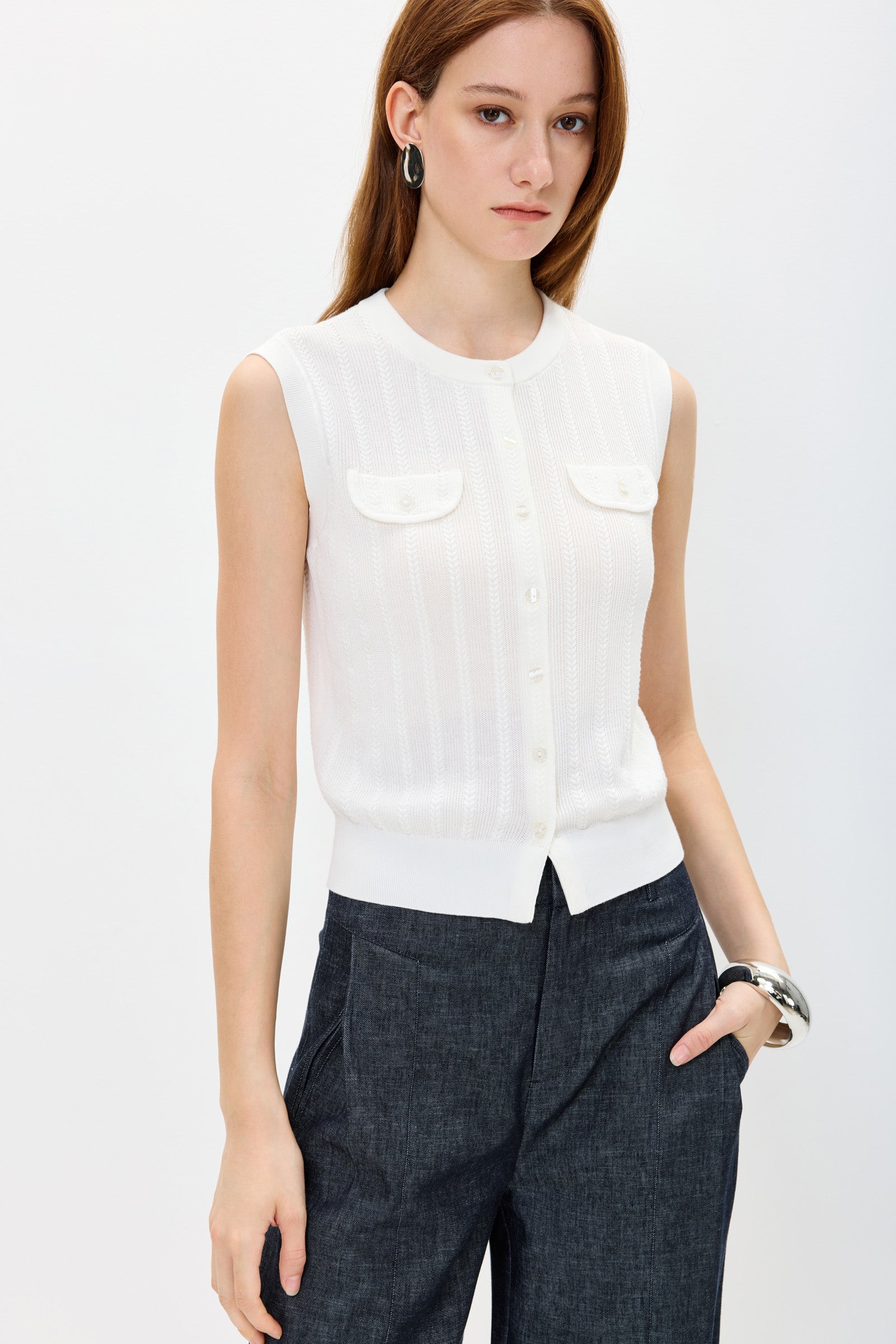 #color_Off White