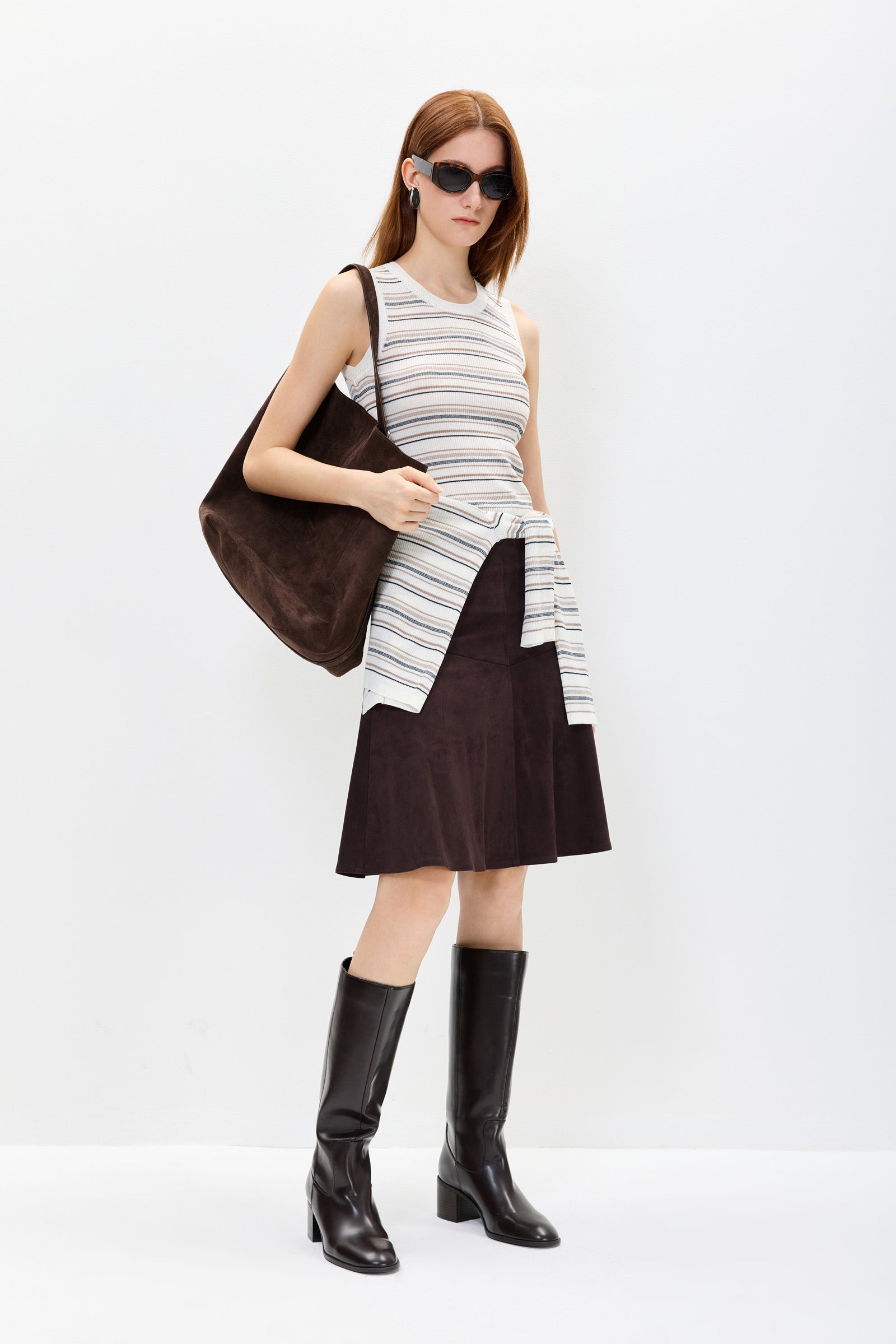 #color_Off White