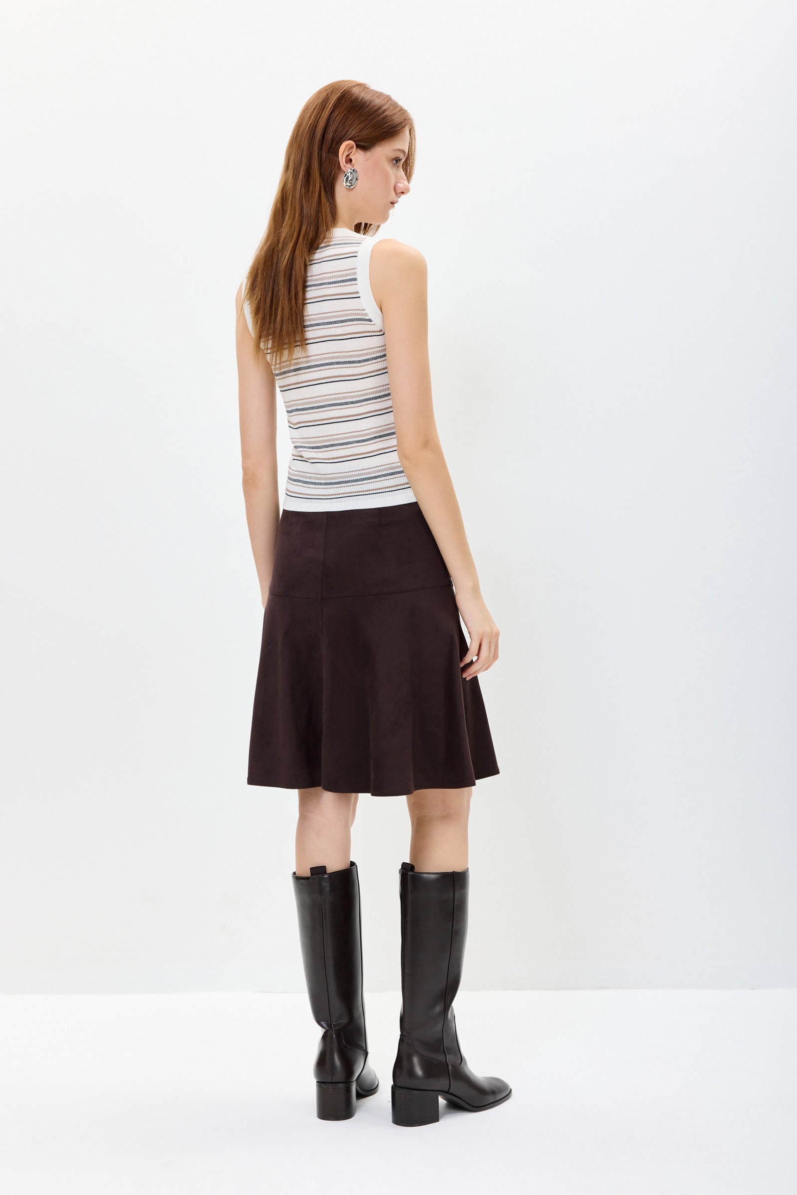 #color_Off White