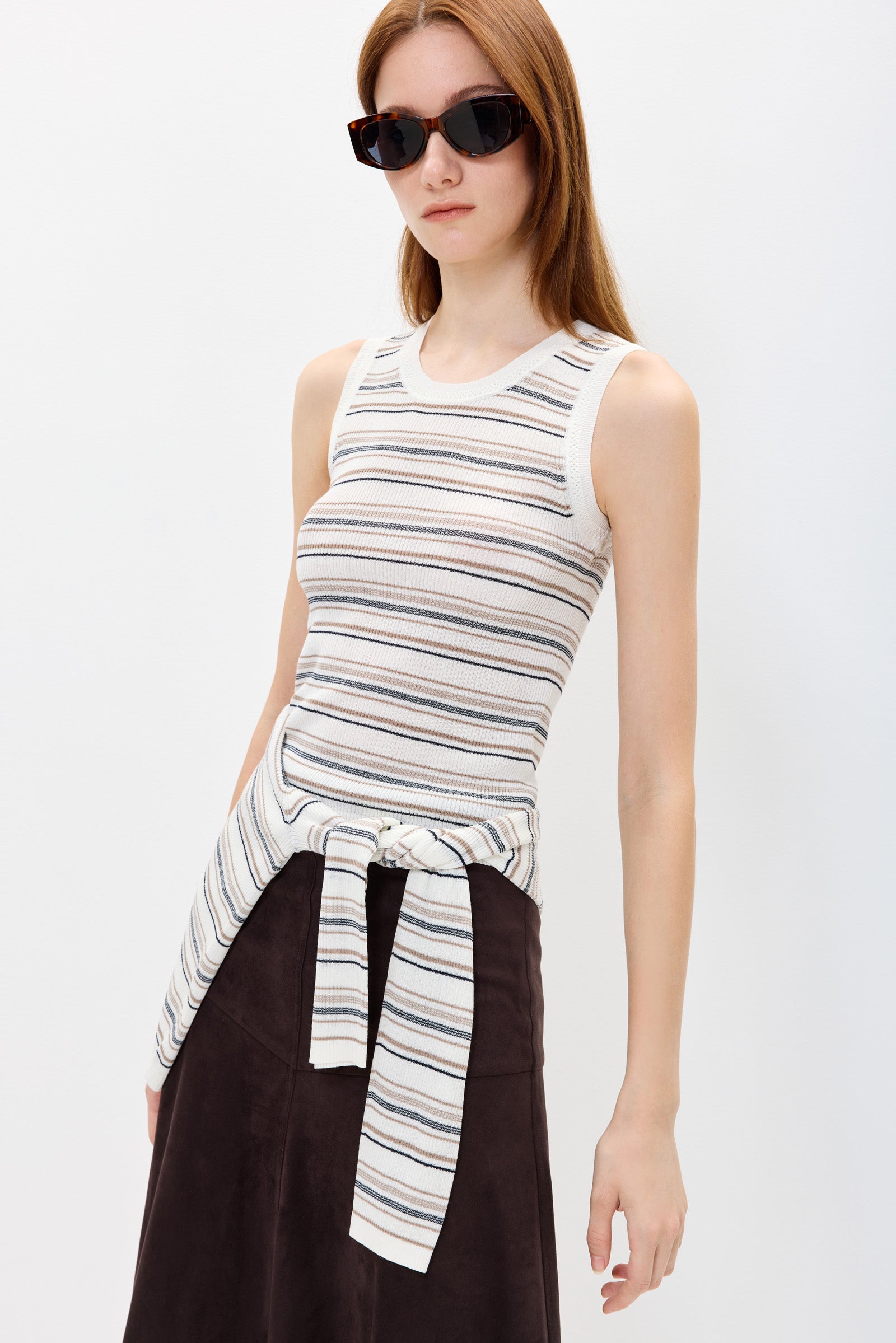 #color_Off White