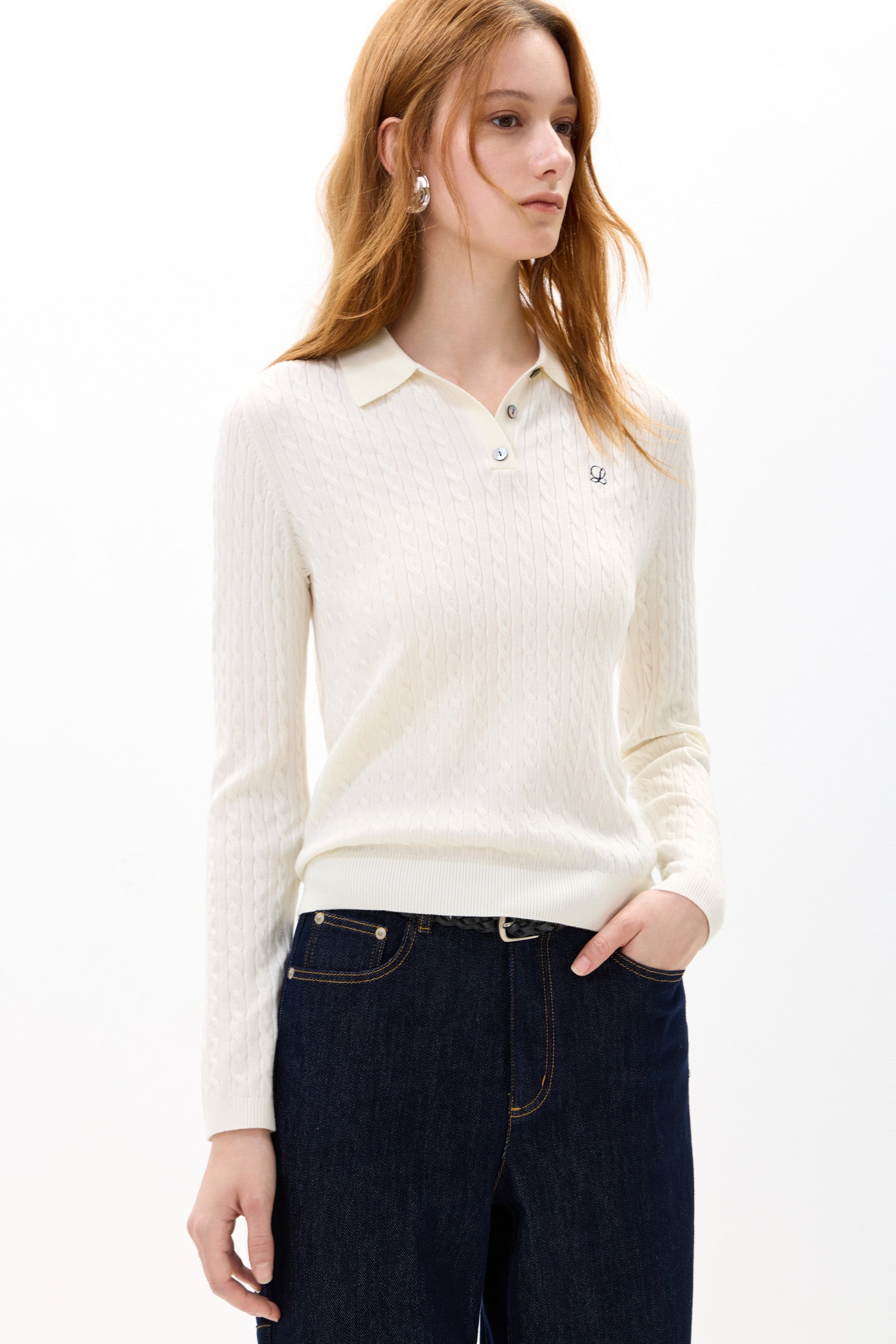 #color_Off White