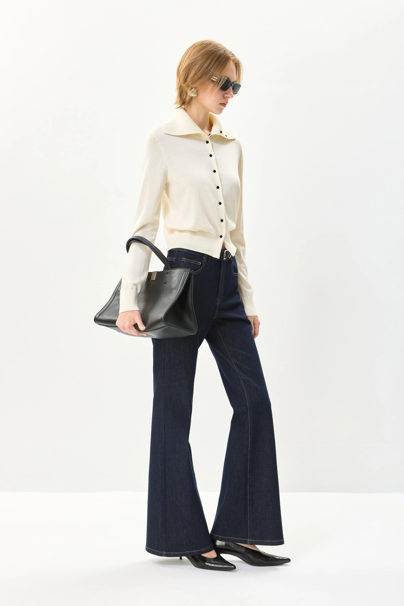 #color_Off White