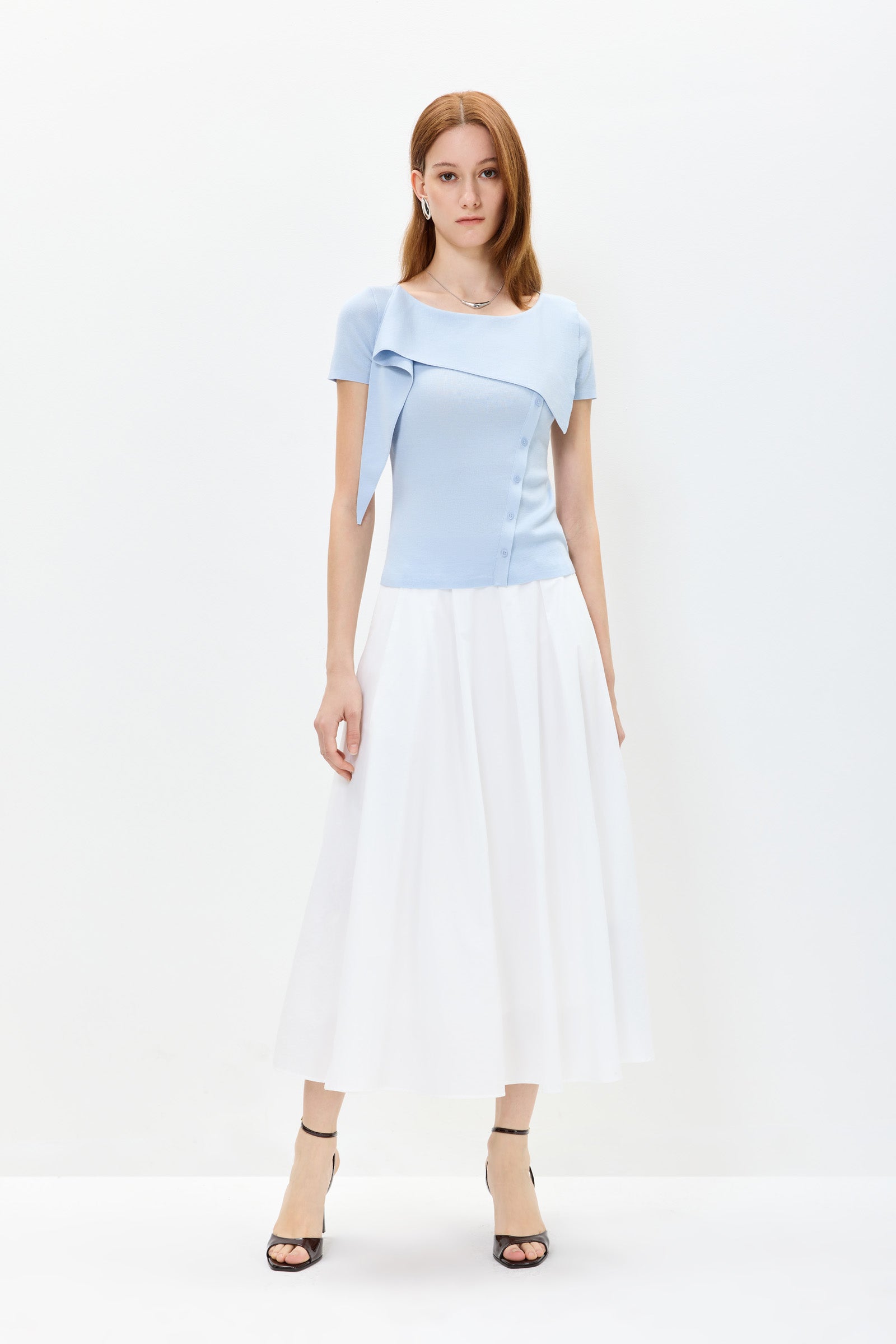 #color_Off White