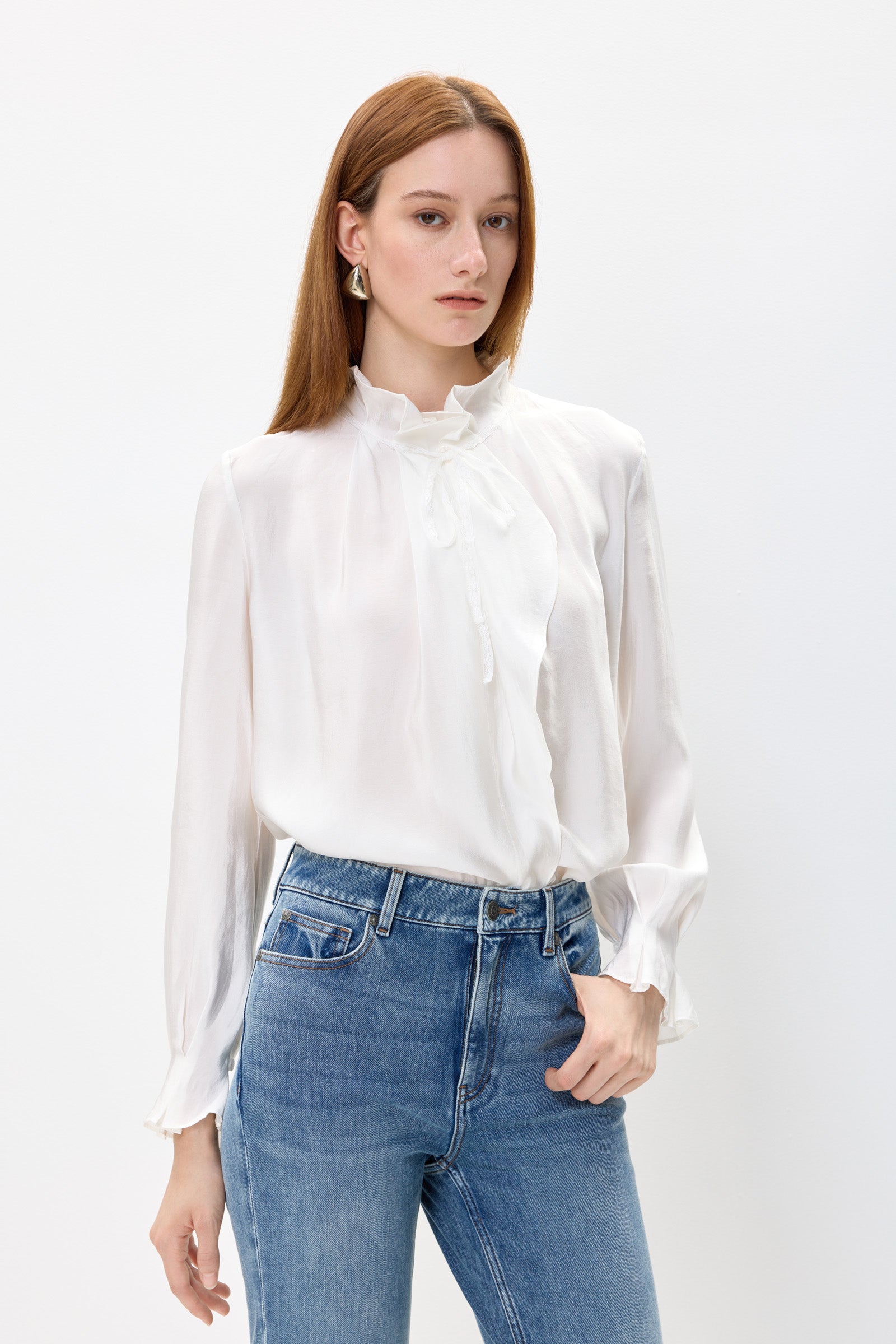 #color_Off White
