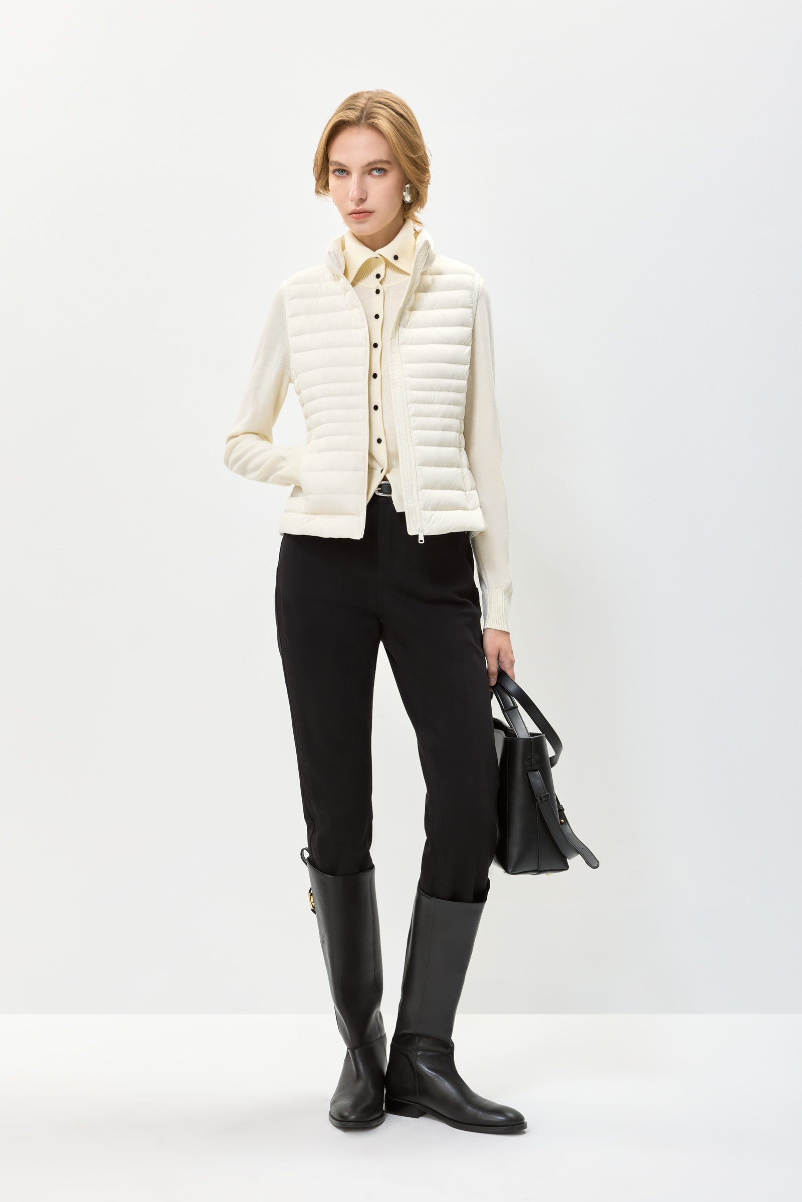 #color_Off White