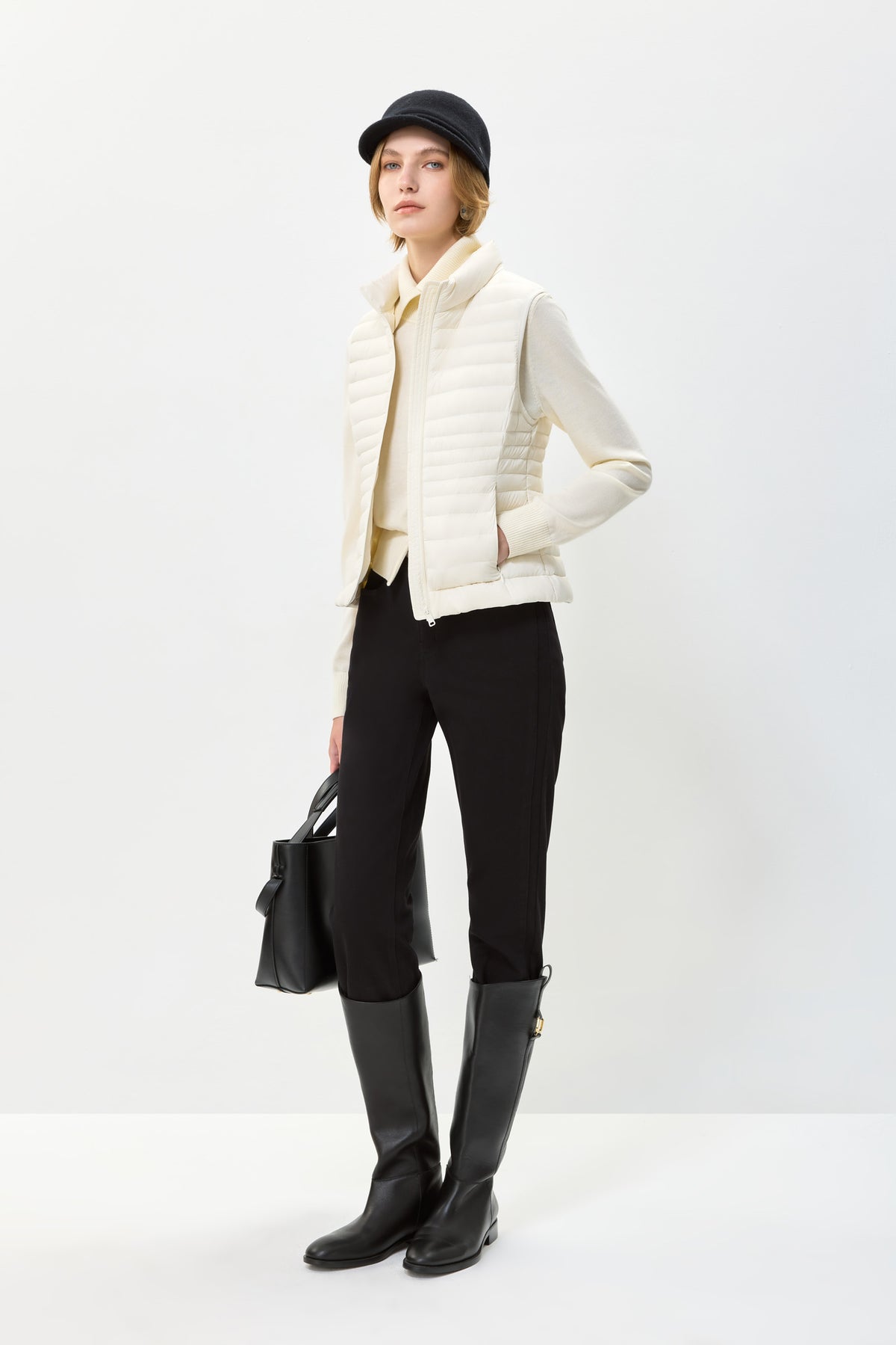 #color_Off White