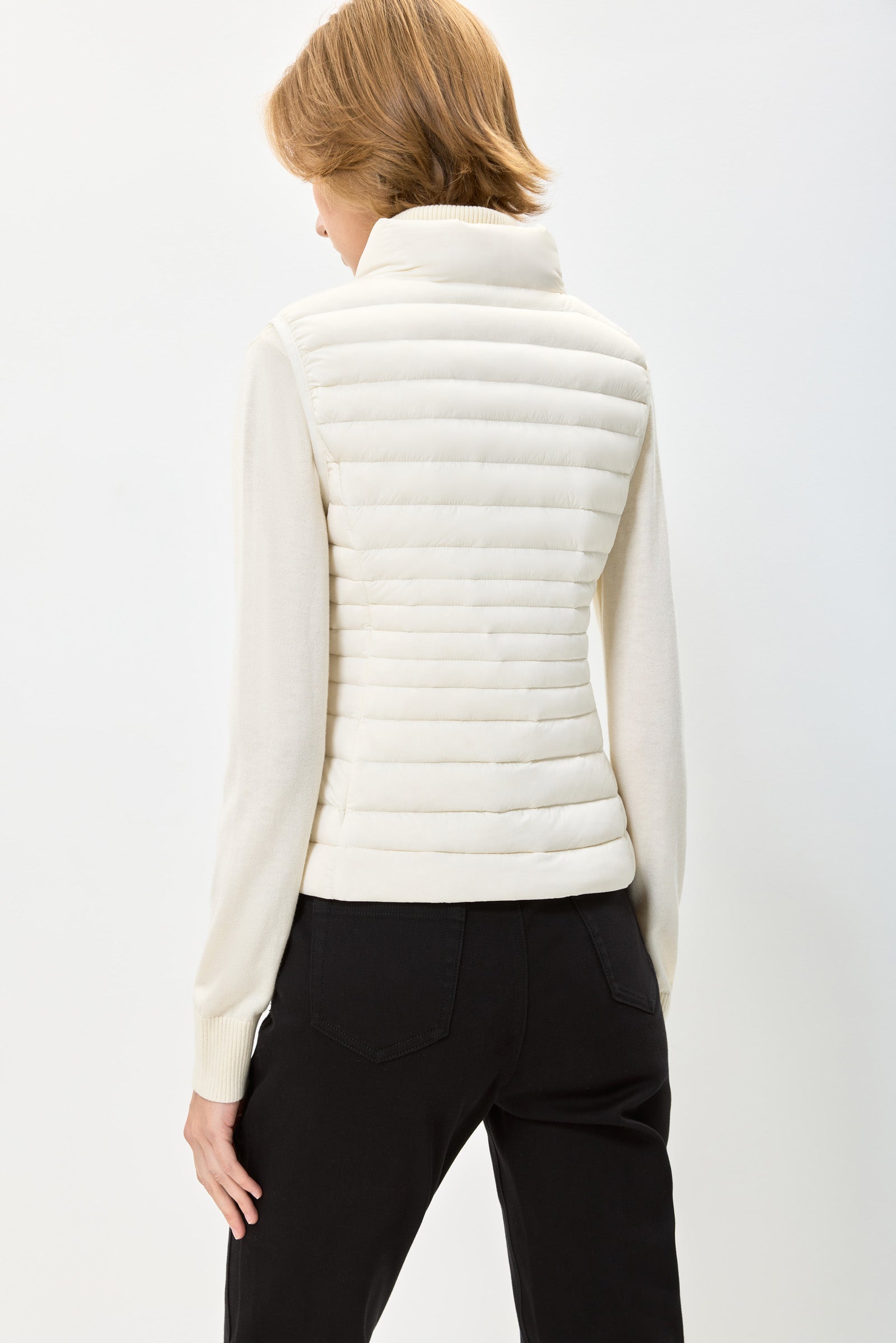 #color_Off White