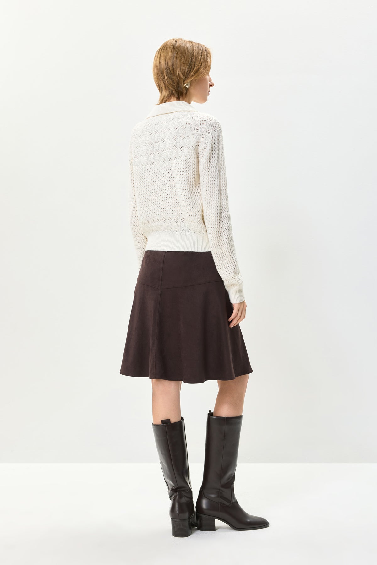 #color_Off White