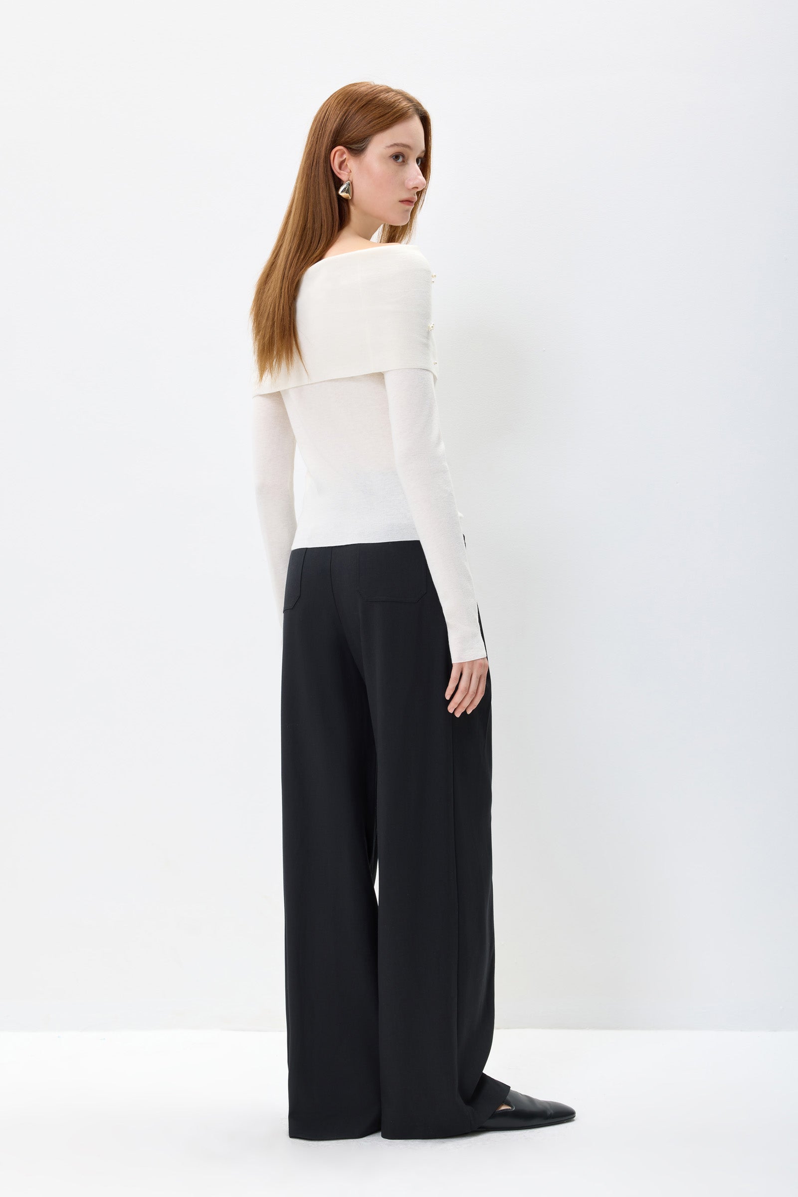 #color_Off White