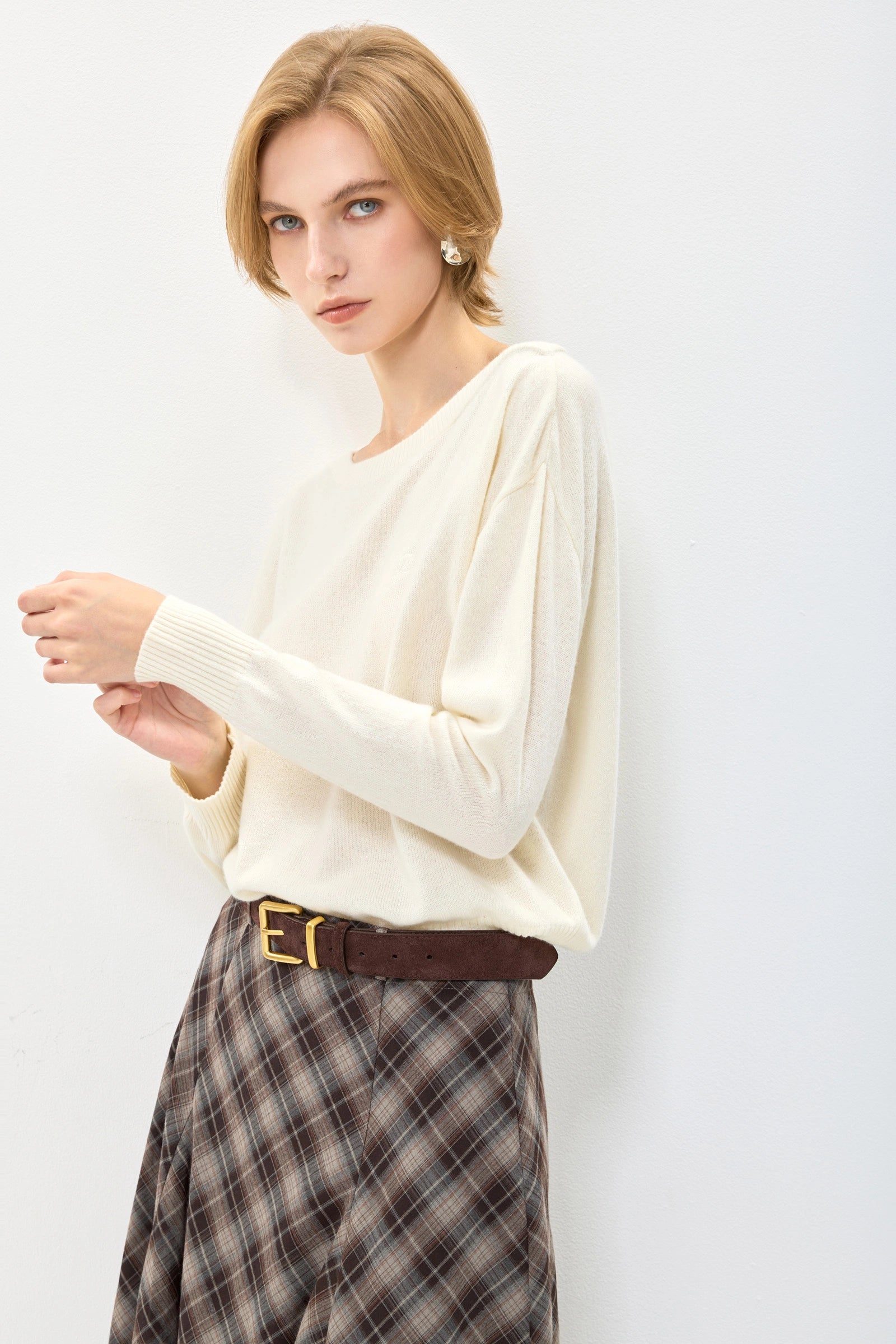 #color_Off White