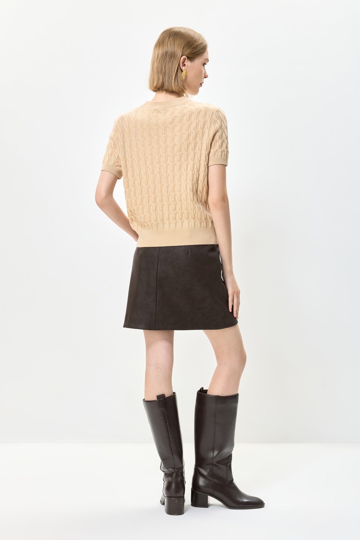 #color_Brown