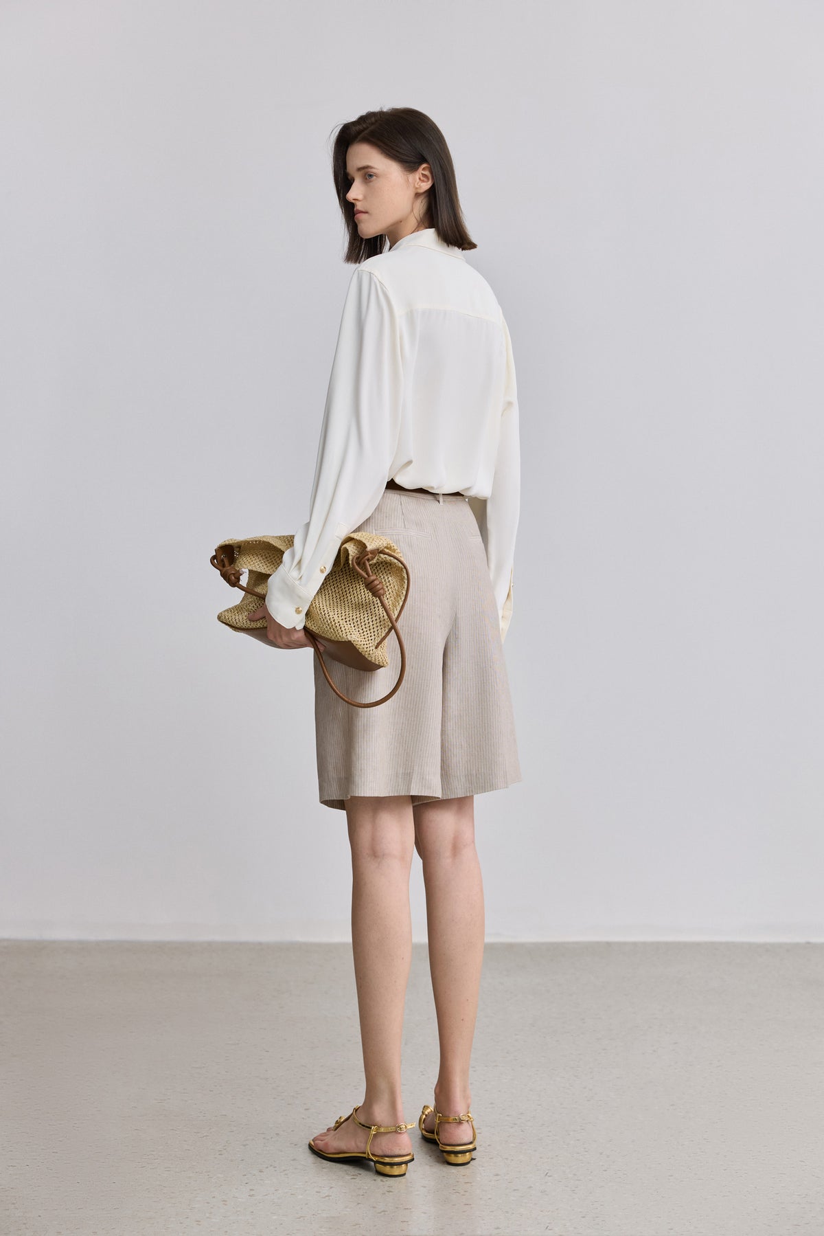 #color_Off White