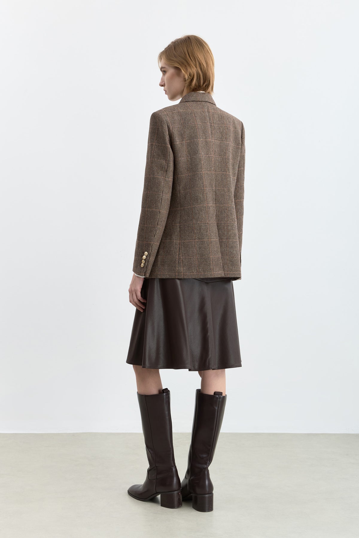#color_Chestnut Brown